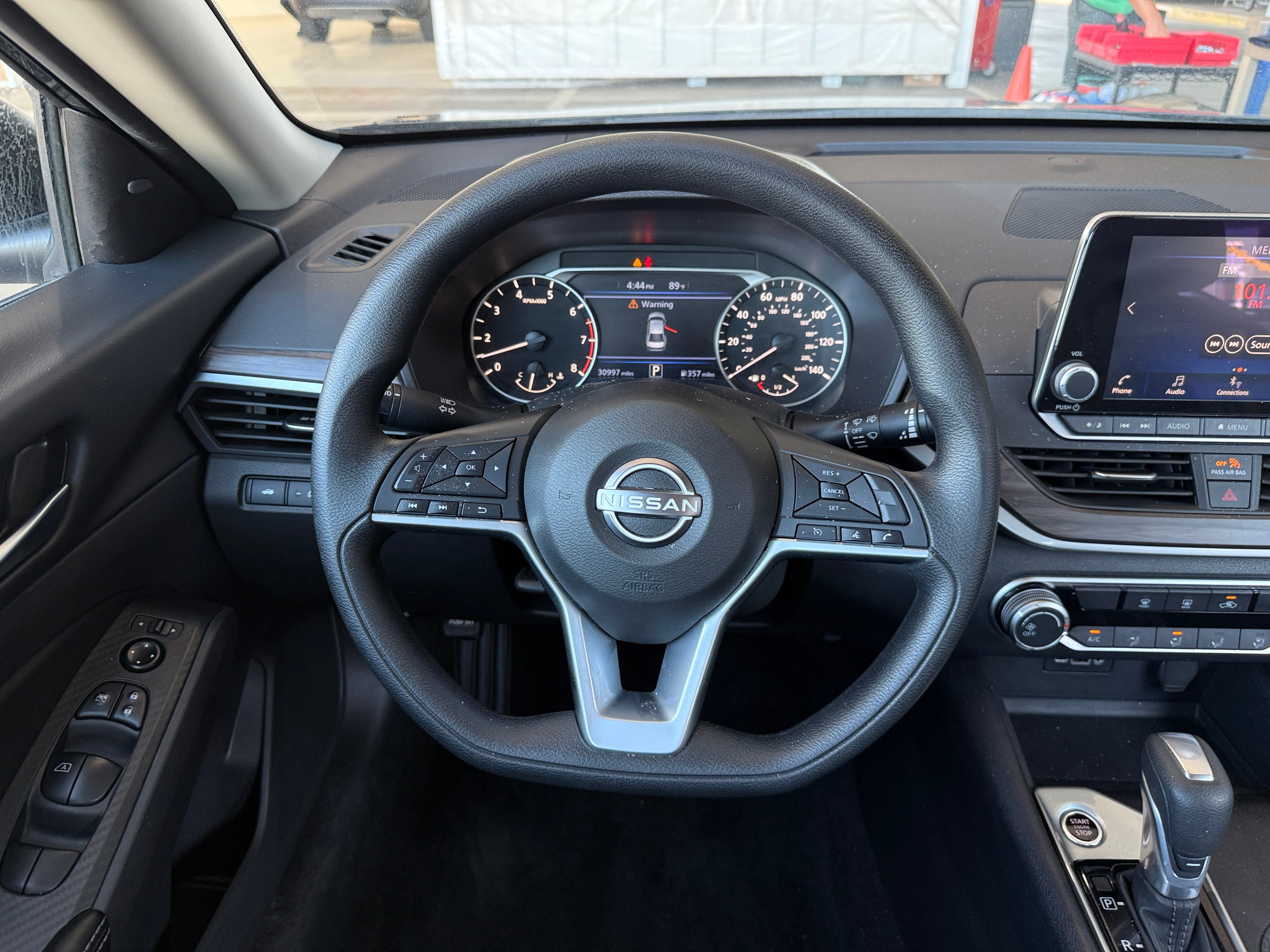 2025 Nissan Altima SV - Photo 8