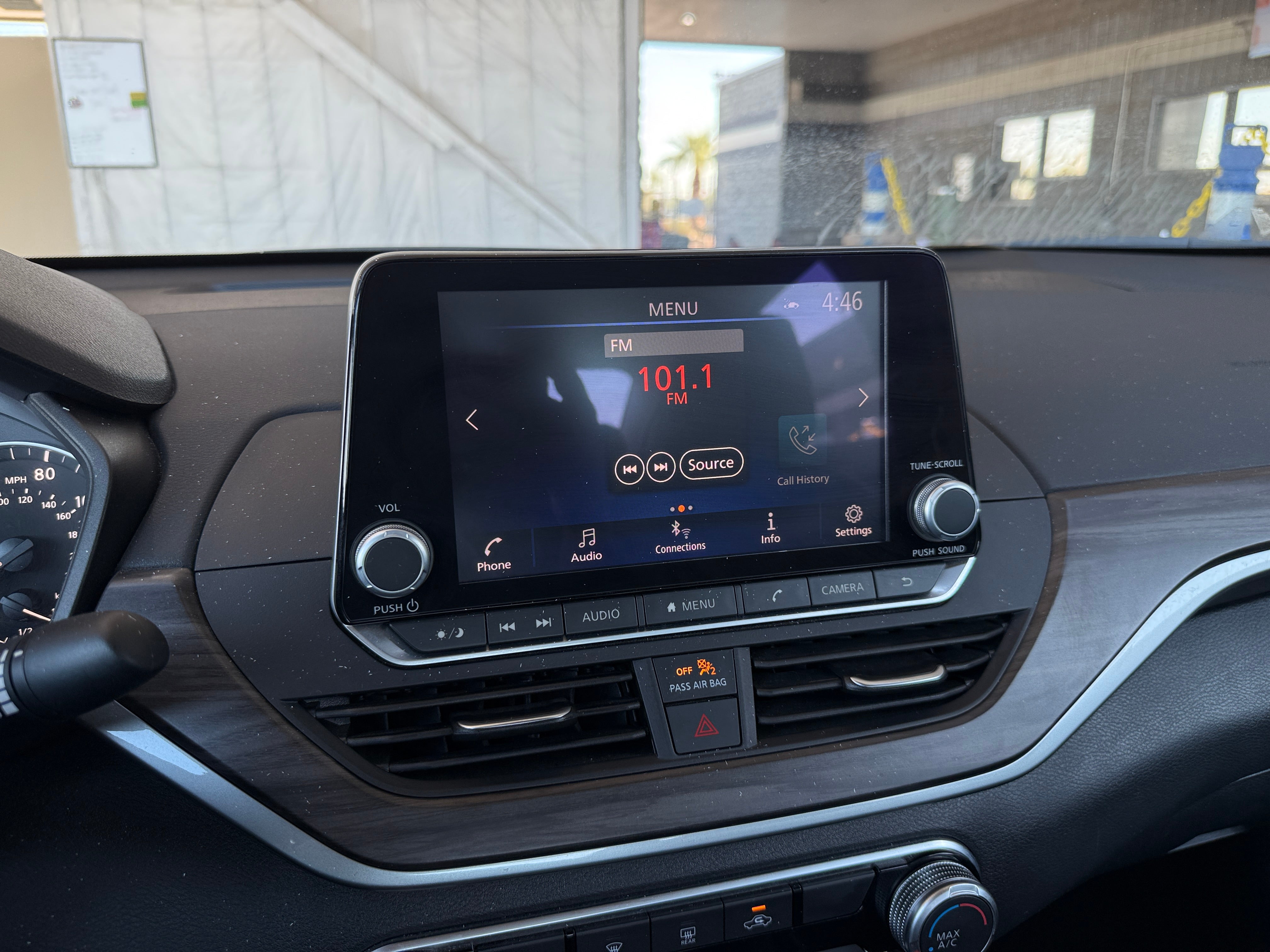 2025 Nissan Altima SV - Photo 13