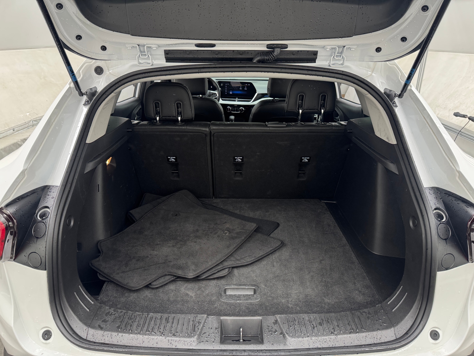 Thumbnail: 2025 Chevrolet Trax - 6