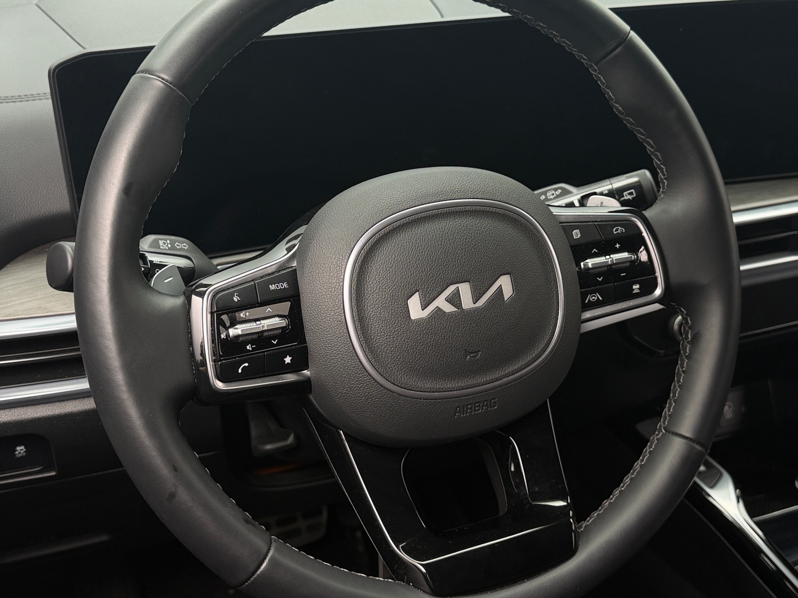 Thumbnail: 2025 Kia Sorento - 4