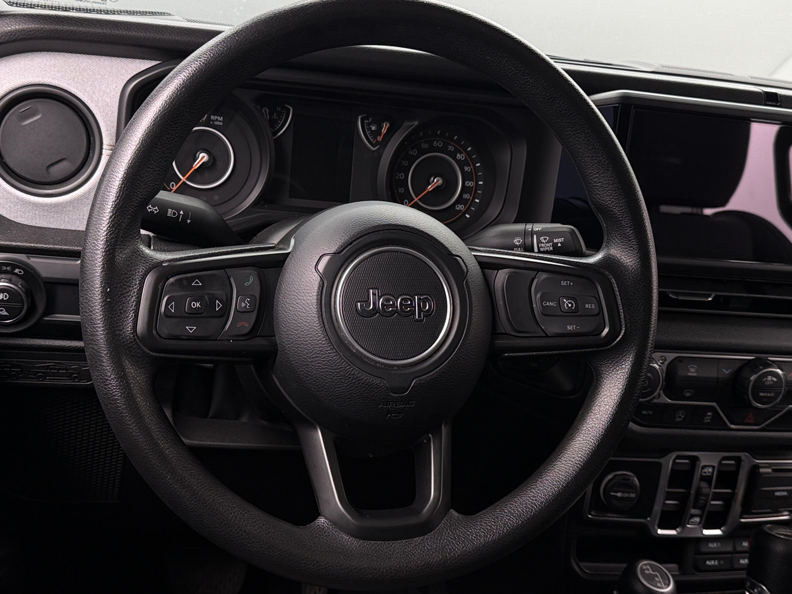 Thumbnail: 2025 Jeep Gladiator - 5