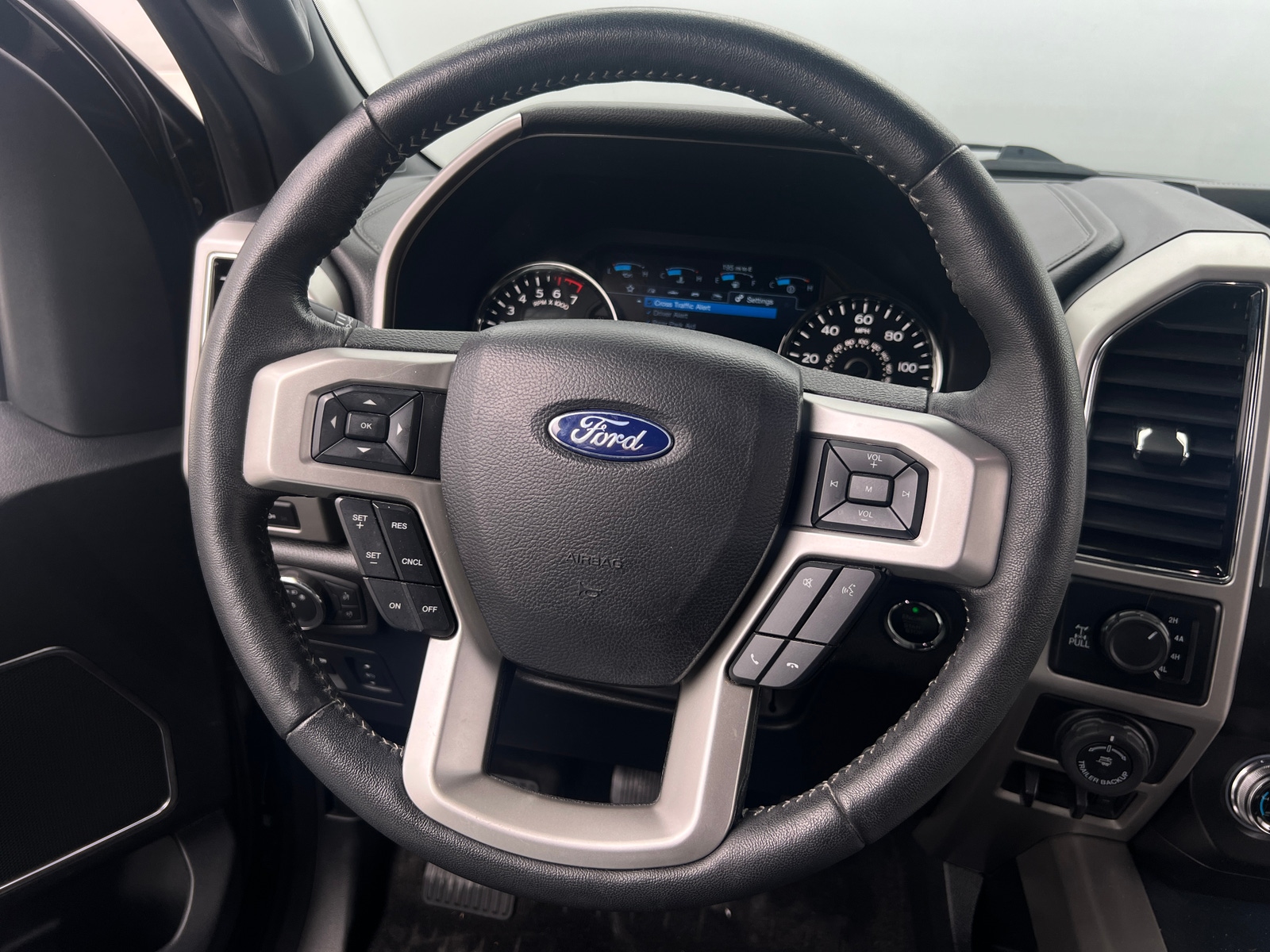 Thumbnail: 2020 Ford Econoline - 4