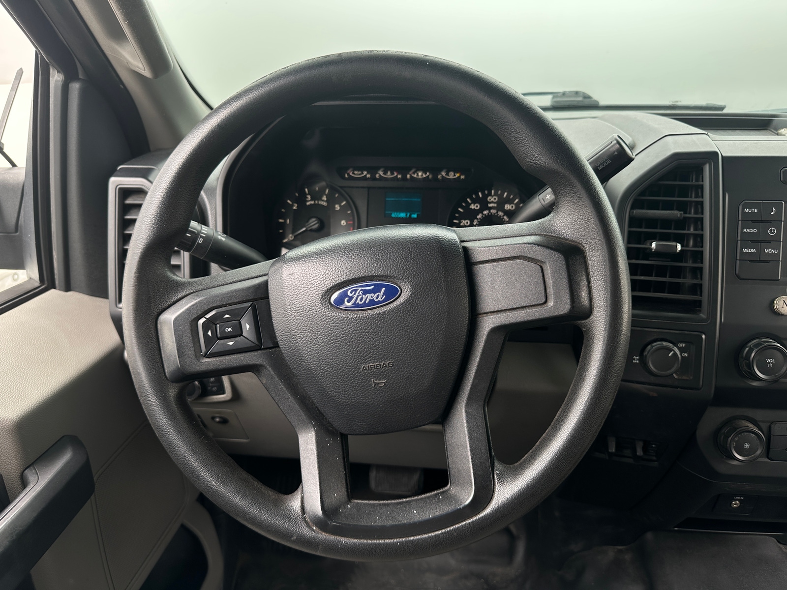 Thumbnail: 2019 Ford Econoline - 5