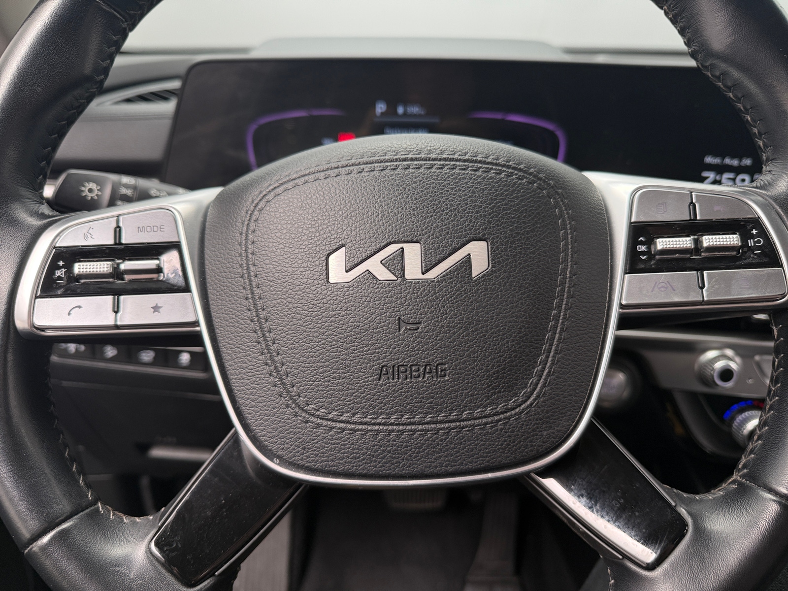 Thumbnail: 2025 Kia Telluride - 4