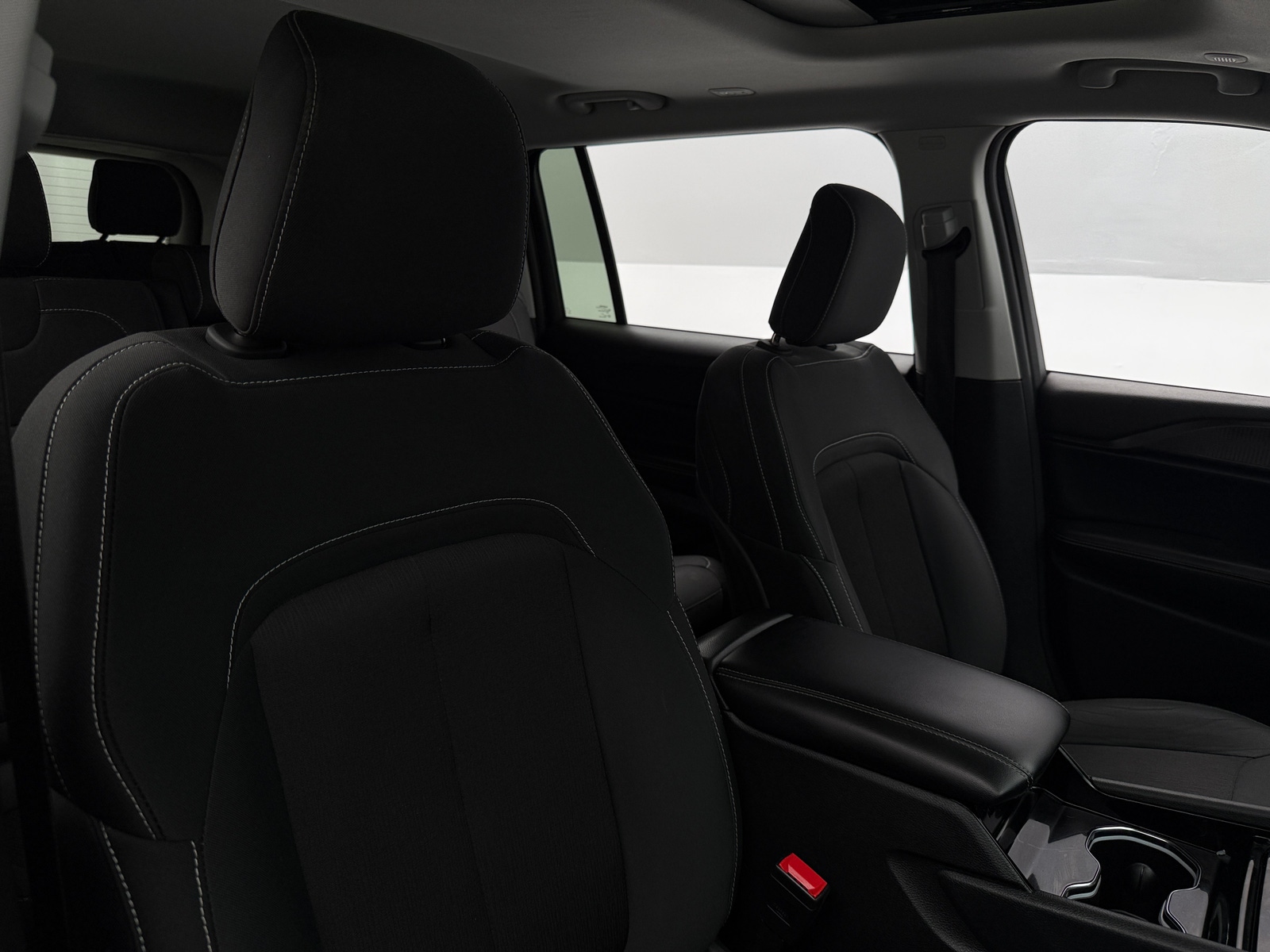 Thumbnail: 2023 Jeep Grand Cherokee L - 2