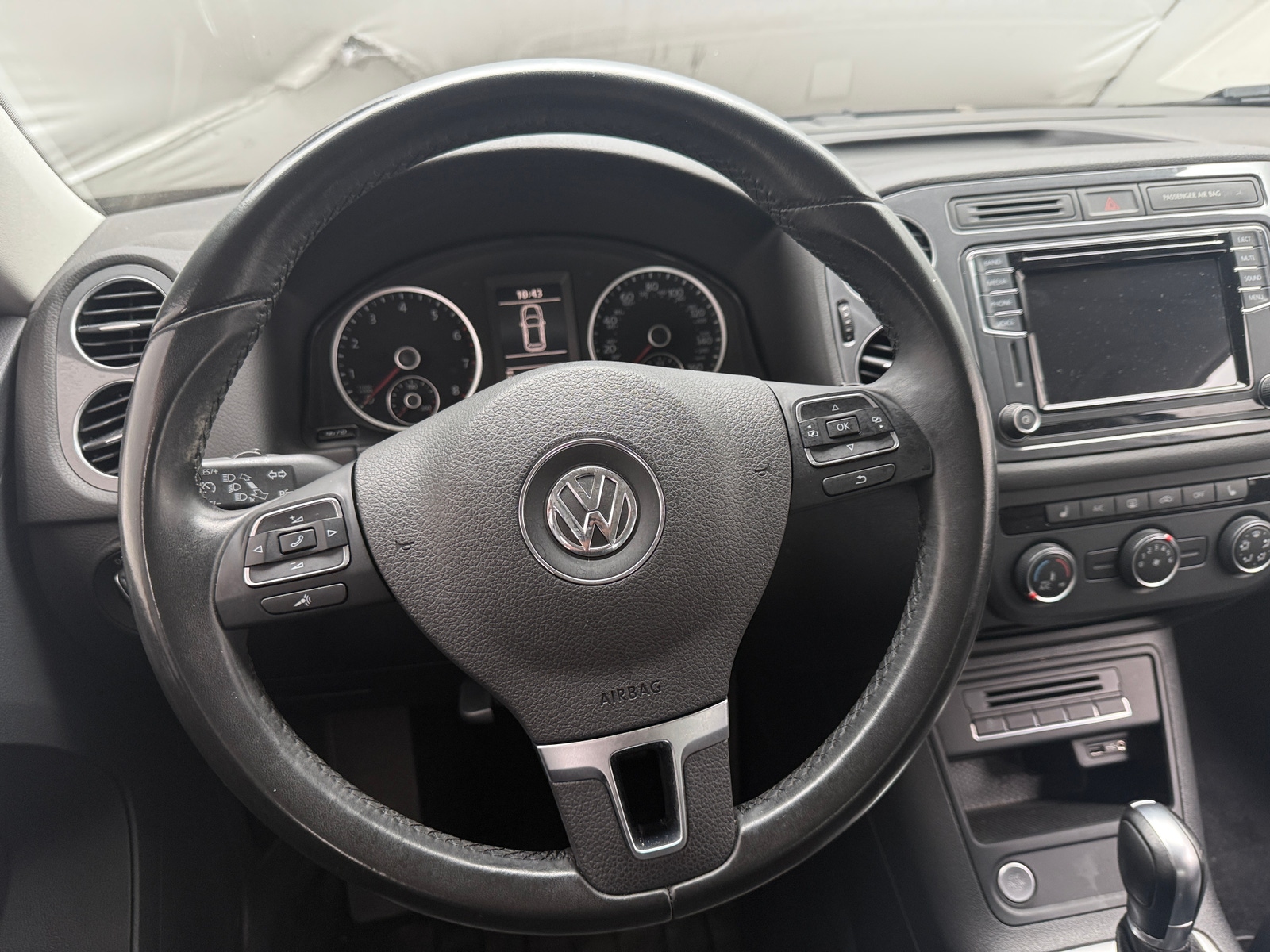 Thumbnail: 2017 Volkswagen Tiguan - 5