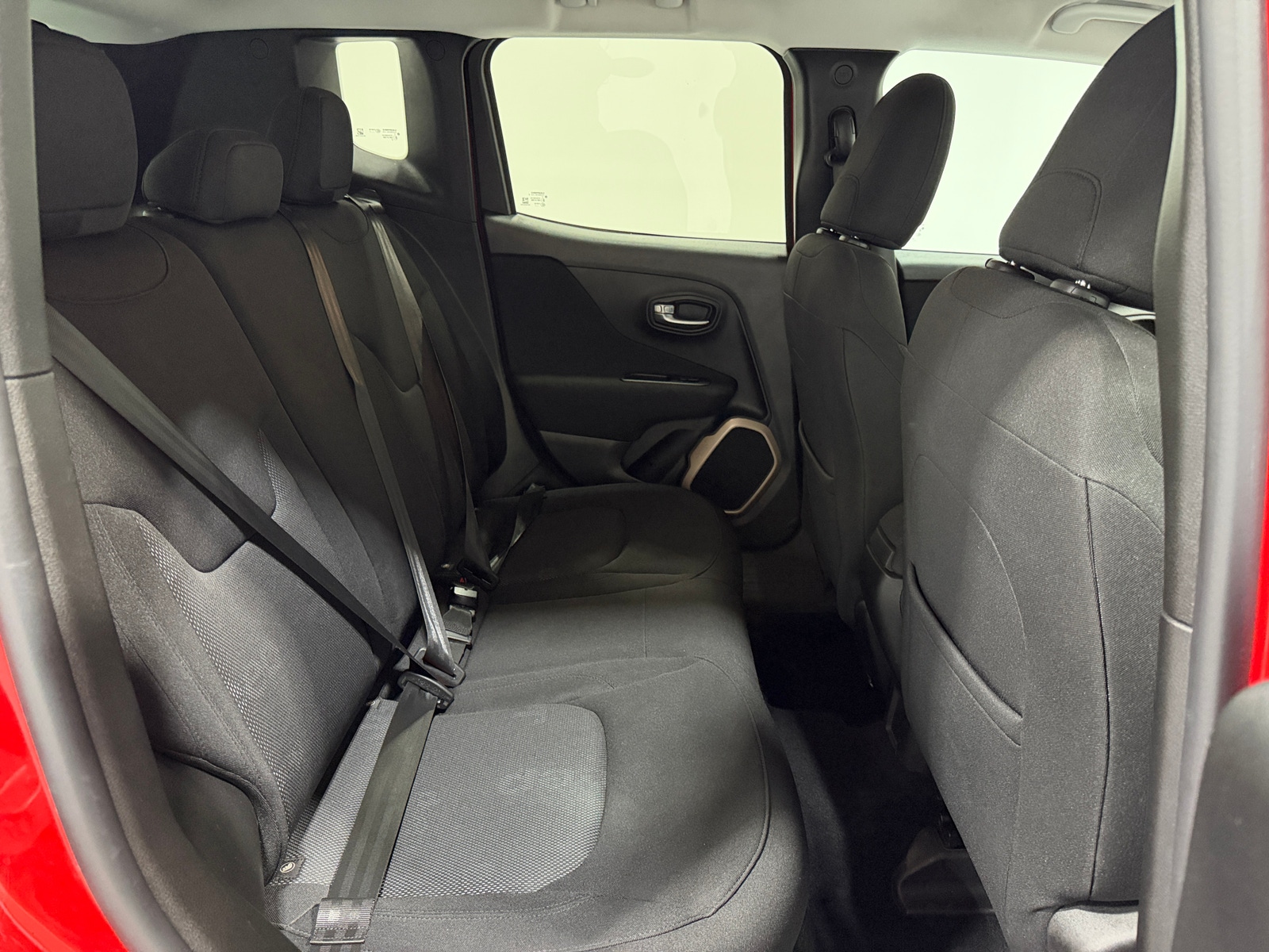 Thumbnail: 2017 Jeep Renegade - 6