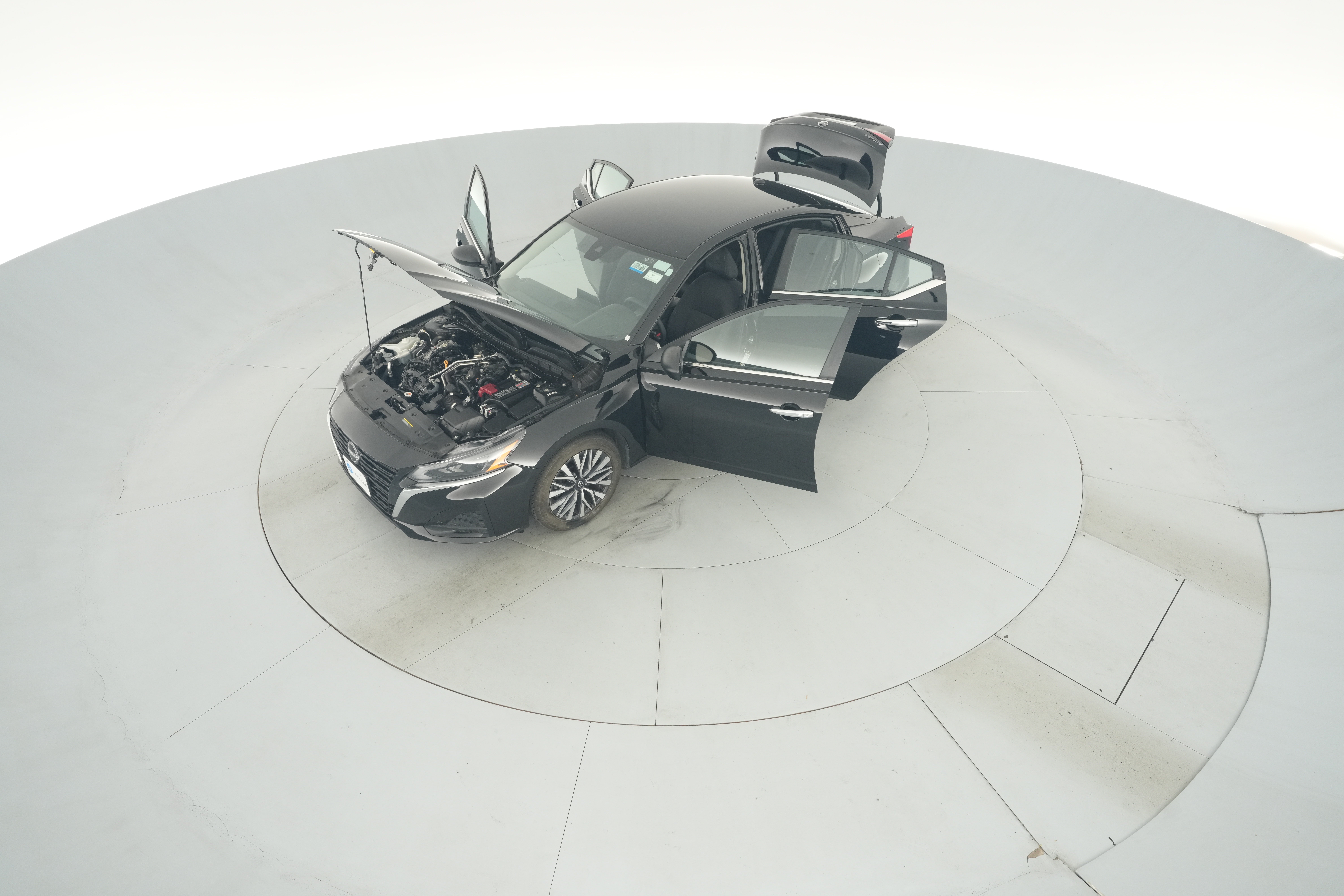 2025 Nissan Altima SV - Photo 39