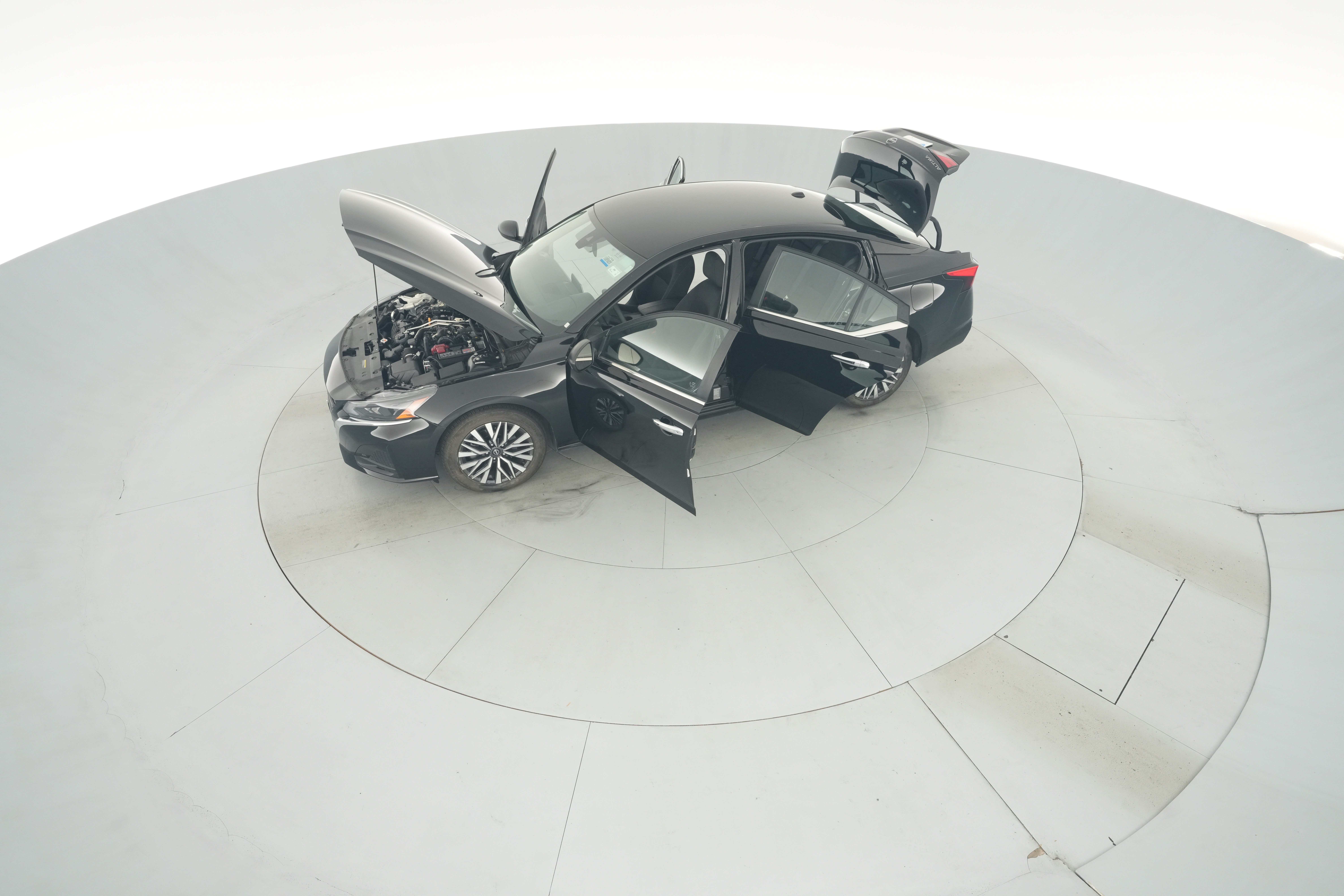 2025 Nissan Altima SV - Photo 40