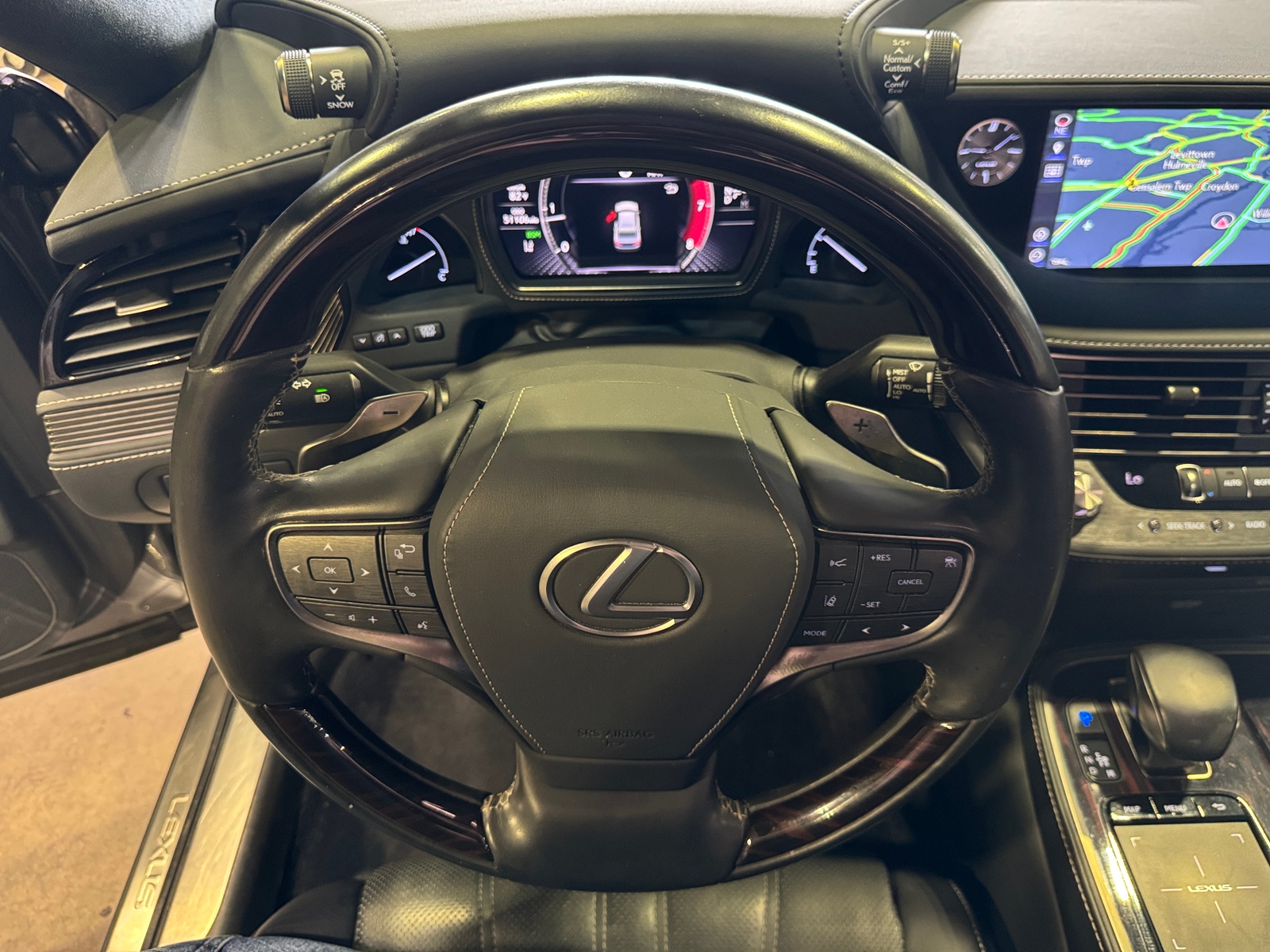 Thumbnail: 2018 Lexus LS - 5