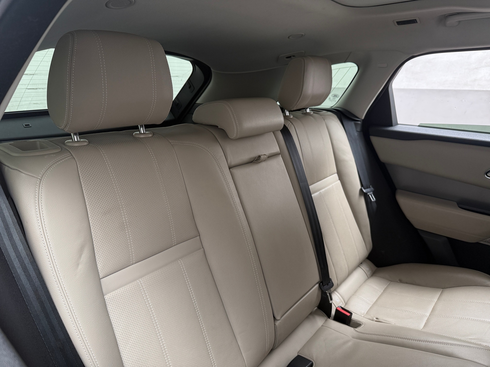 Thumbnail: 2021 Land Rover Range Rover Velar - 5