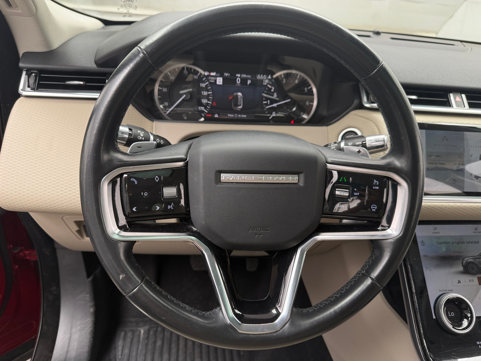 Thumbnail: 2021 Land Rover Range Rover Velar - 4