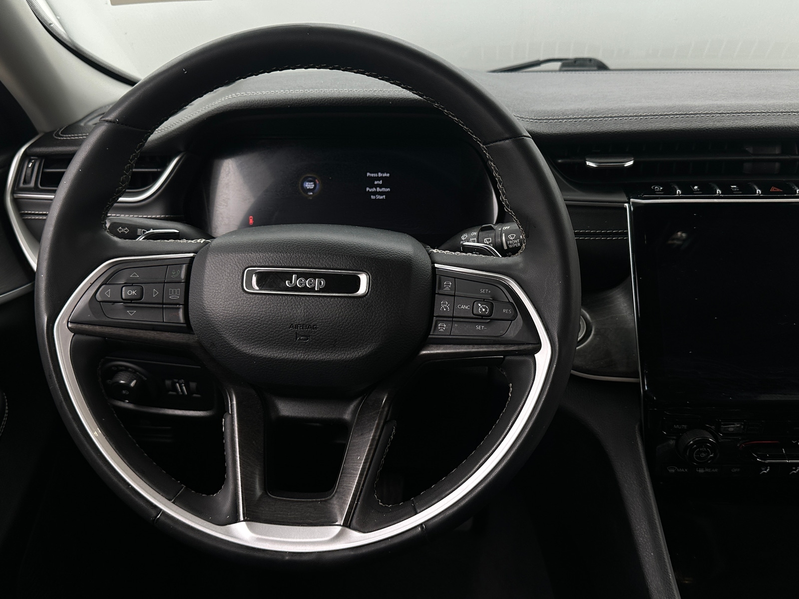 Thumbnail: 2023 Jeep Grand Cherokee - 4