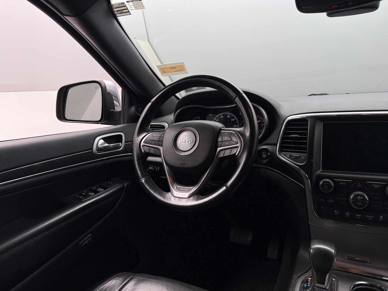 Thumbnail: 2018 Jeep Grand Cherokee - 4