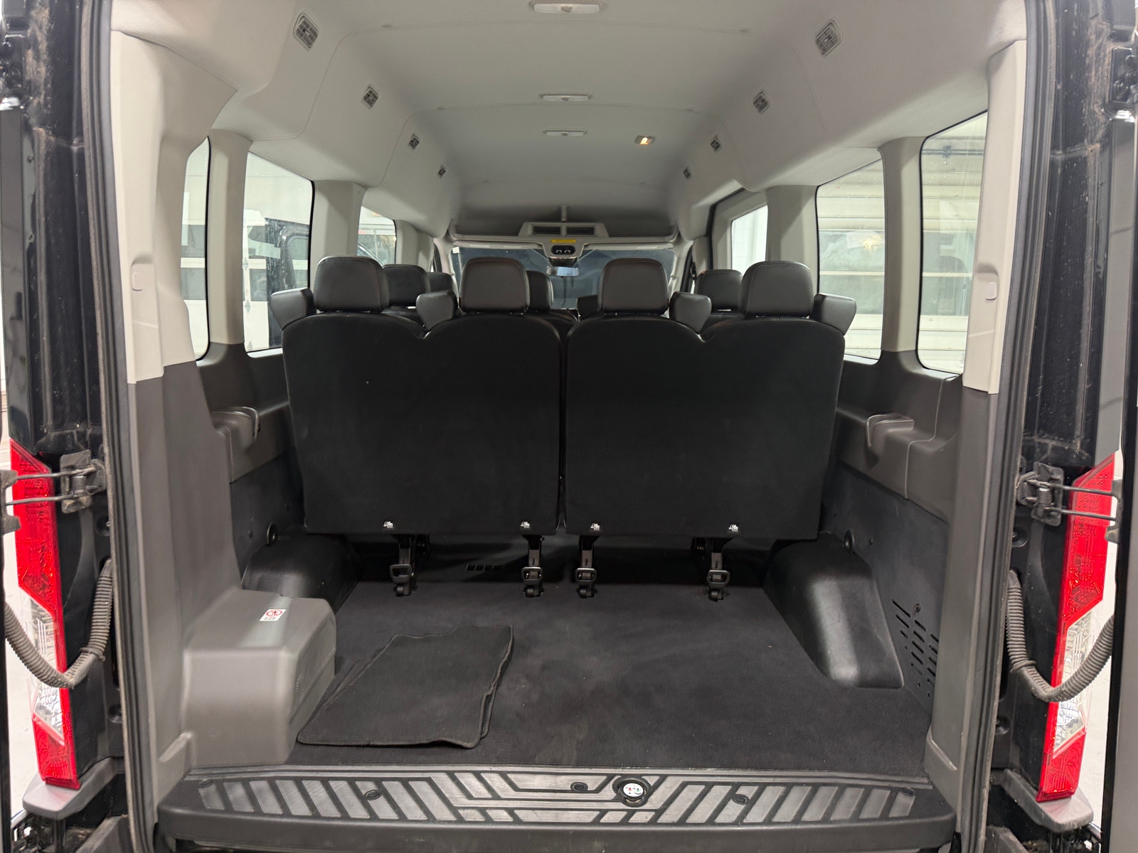 Thumbnail: 2020 Ford Econoline - 7