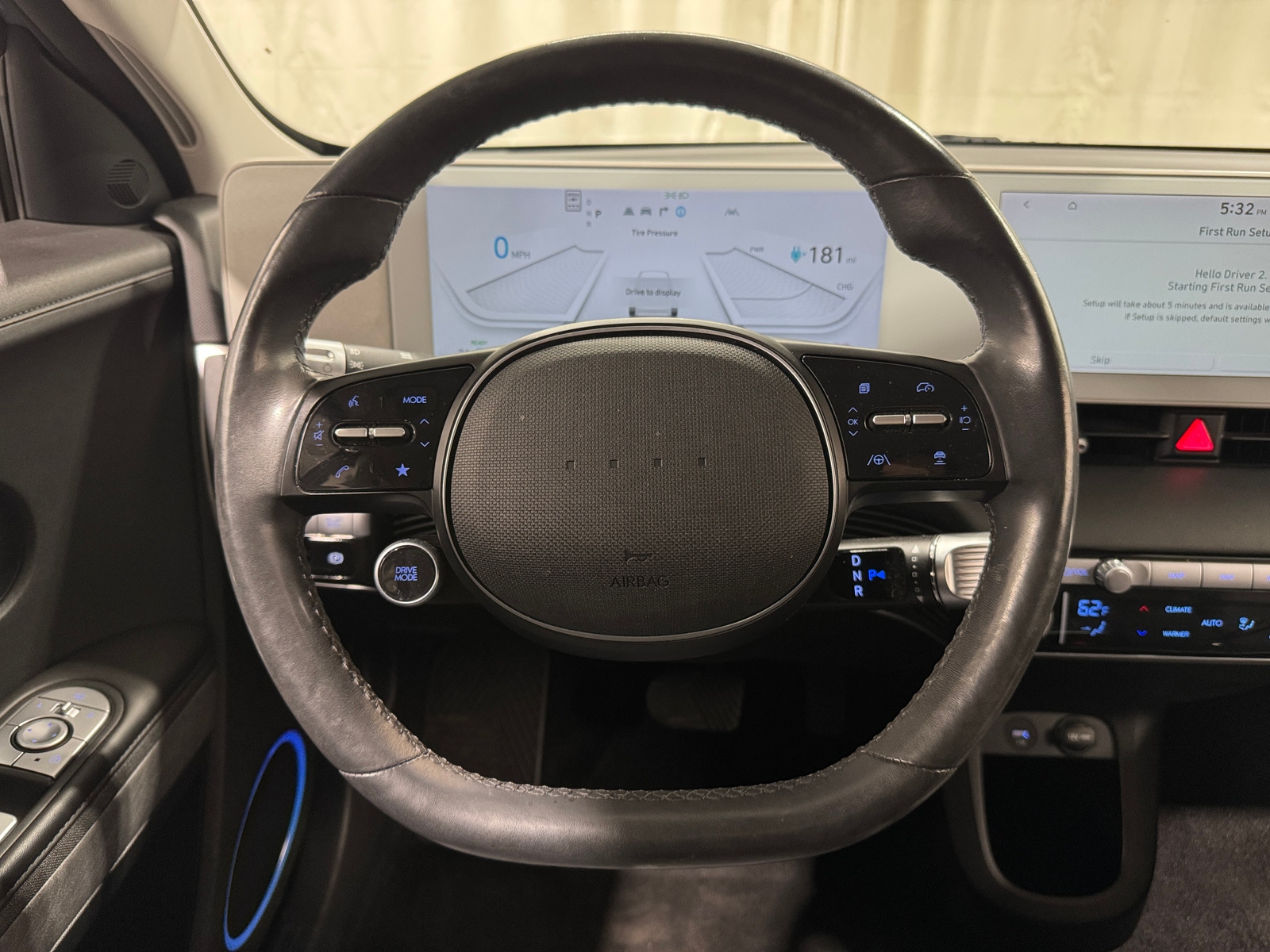 Thumbnail: 2022 Hyundai Ioniq 5 - 4