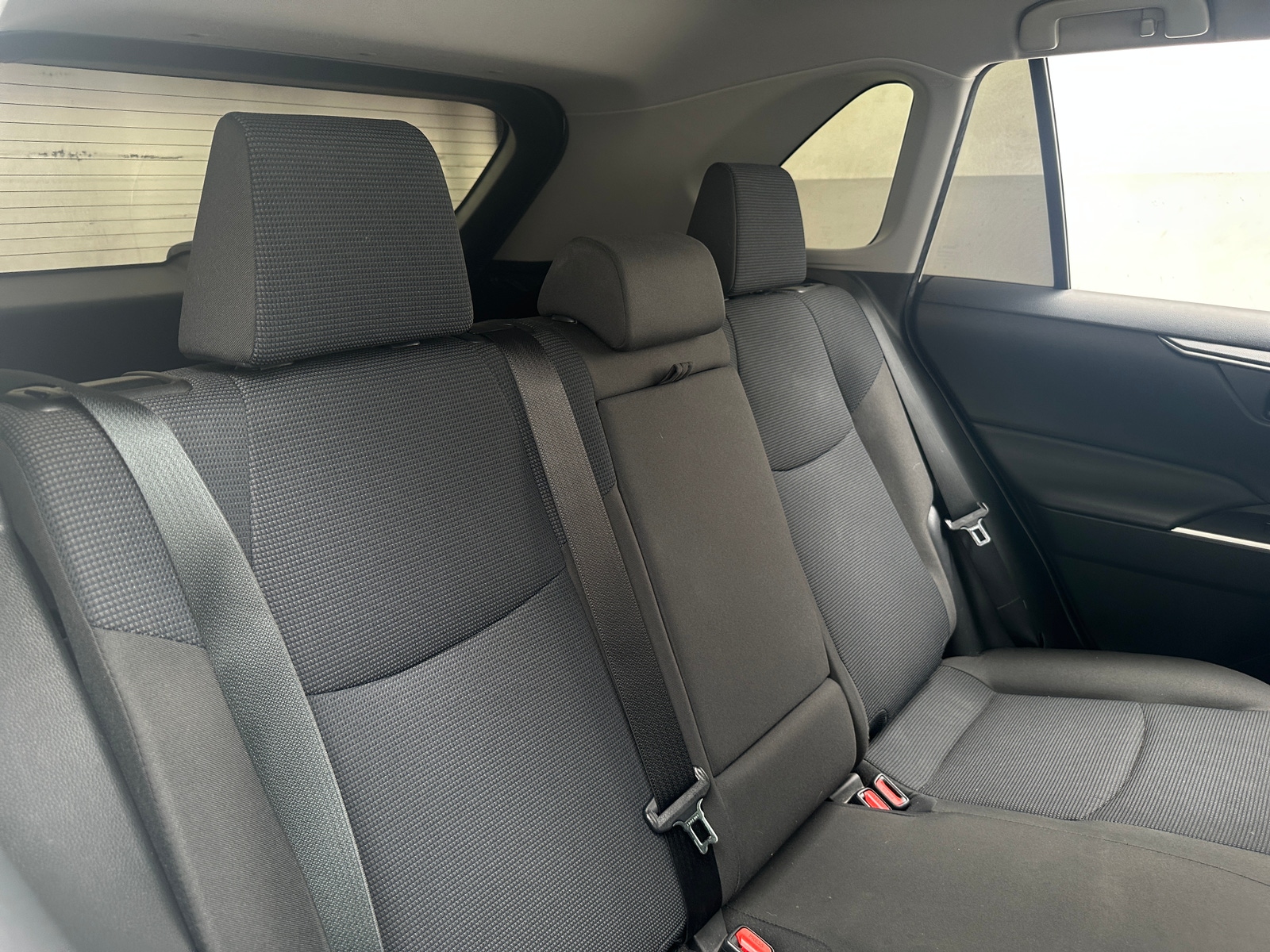 Thumbnail: 2021 Toyota RAV4 - 6