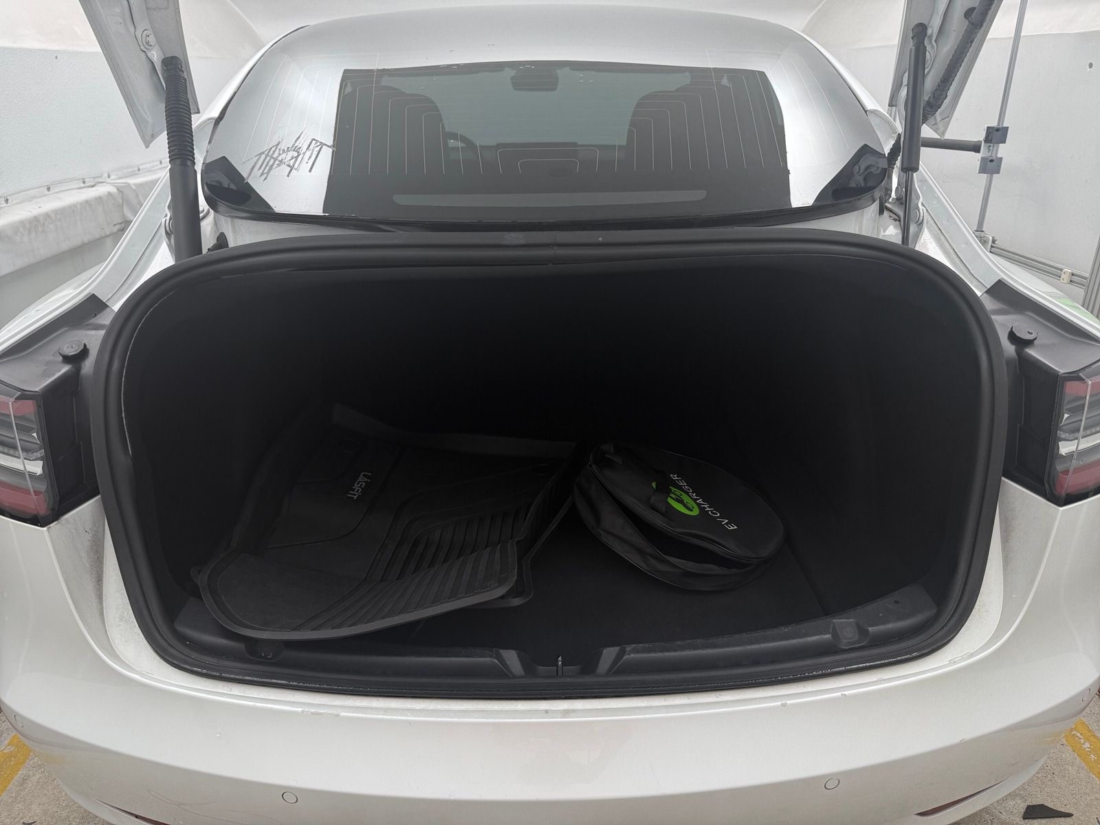 Thumbnail: 2022 Tesla Model 3 - 6