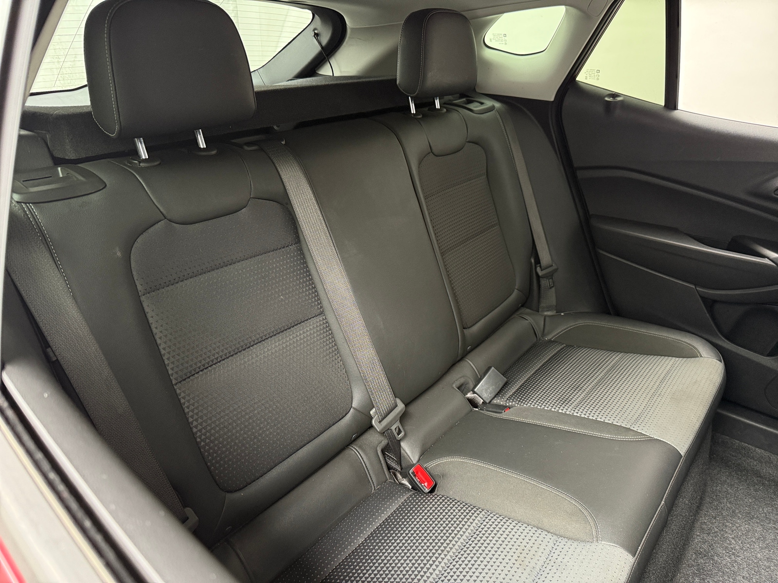 Thumbnail: 2025 Chevrolet Trax - 5