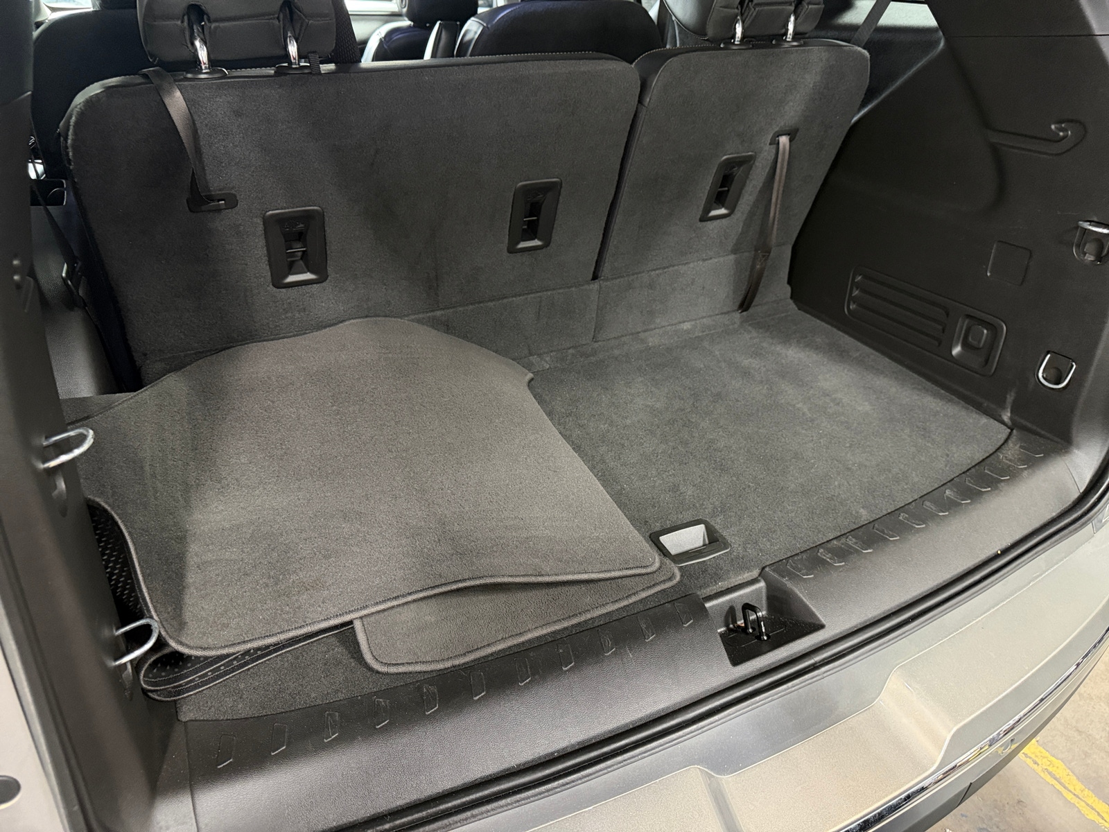 Thumbnail: 2019 Chevrolet Traverse - 6
