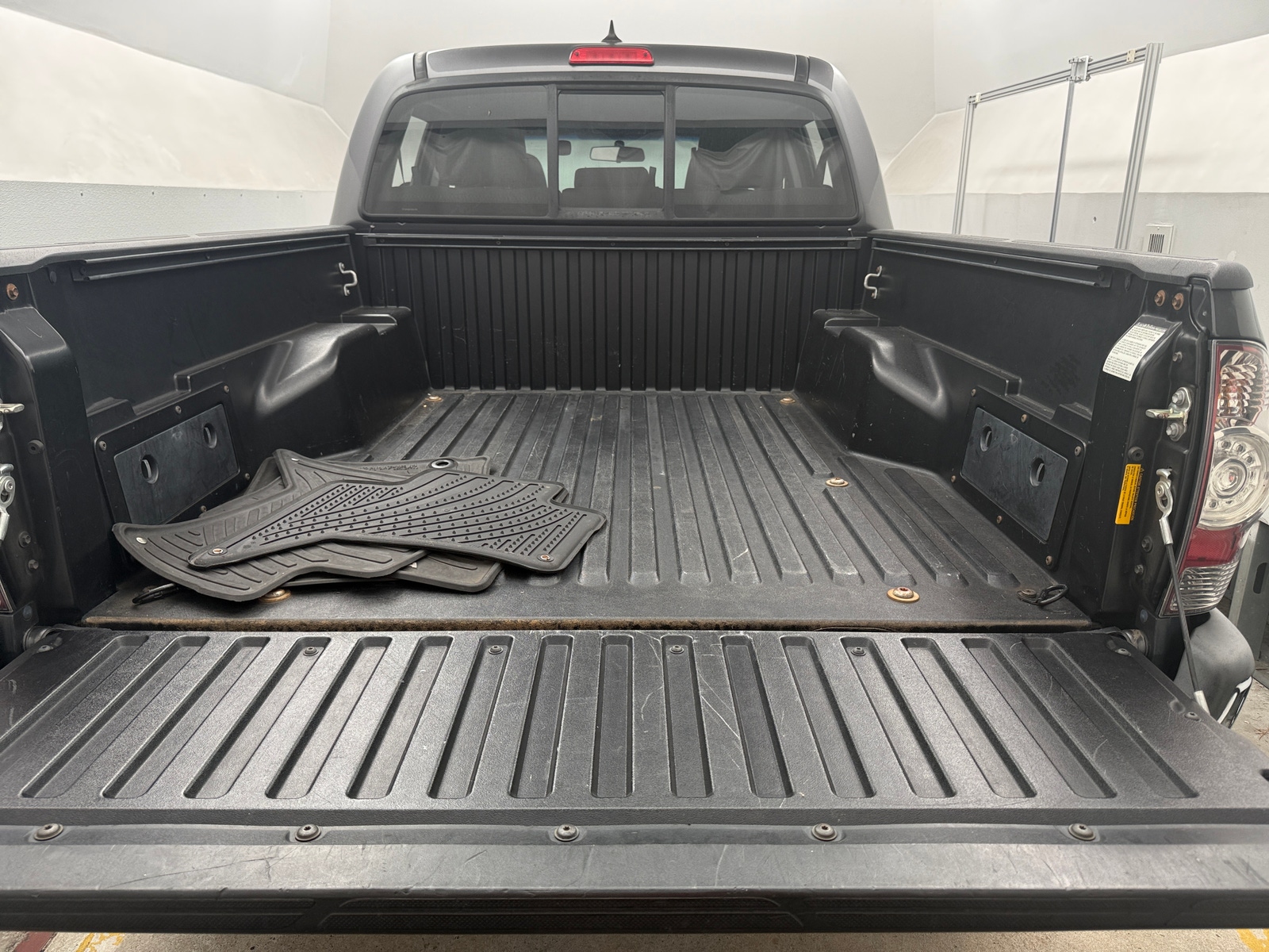 Thumbnail: 2014 Toyota Tacoma - 7