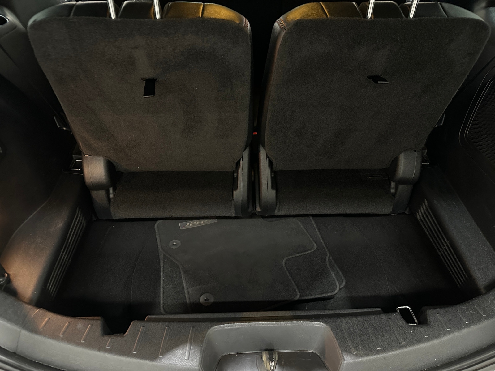 Thumbnail: 2016 Ford Explorer - 6