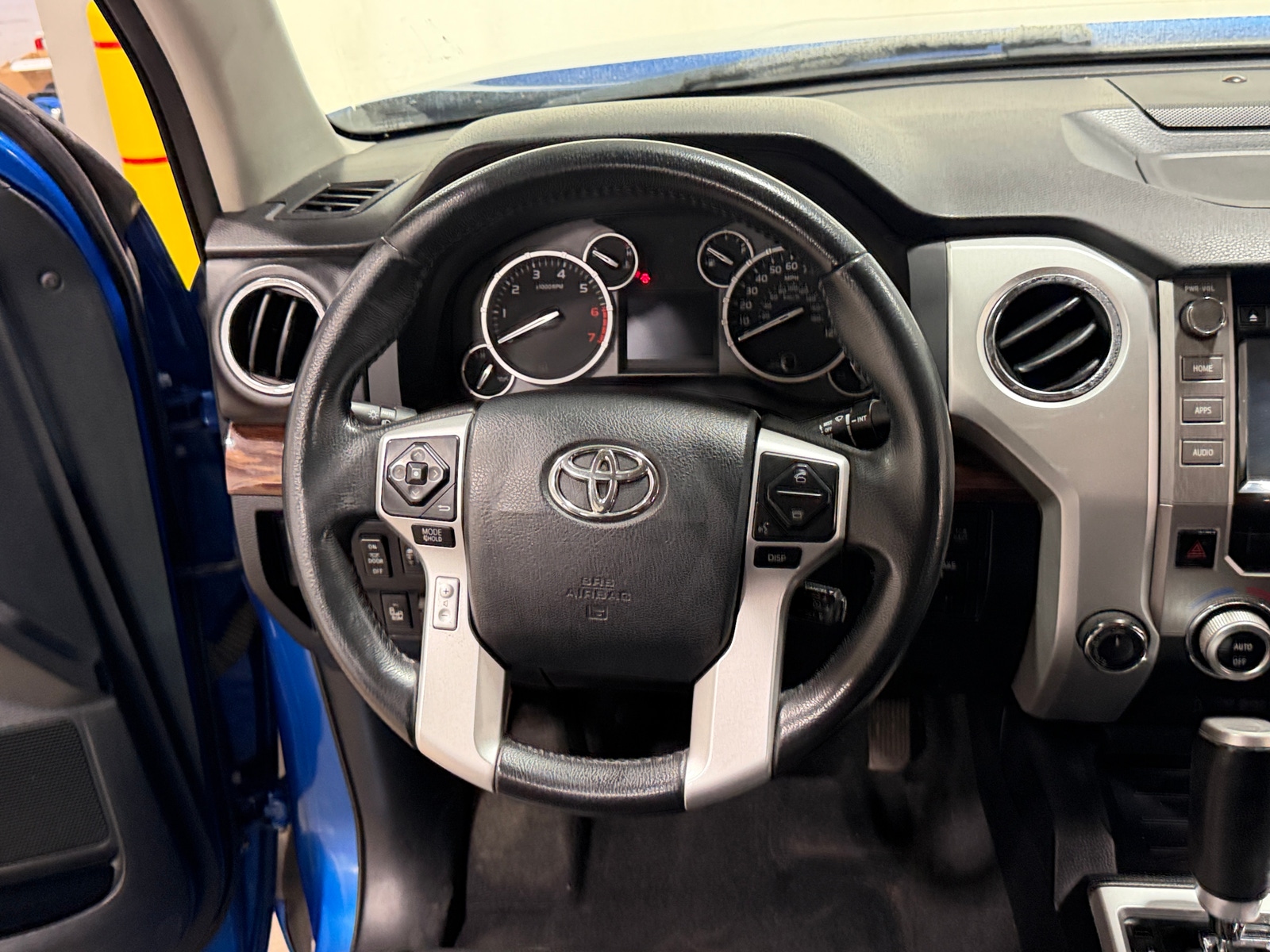 Thumbnail: 2017 Toyota Tundra - 5
