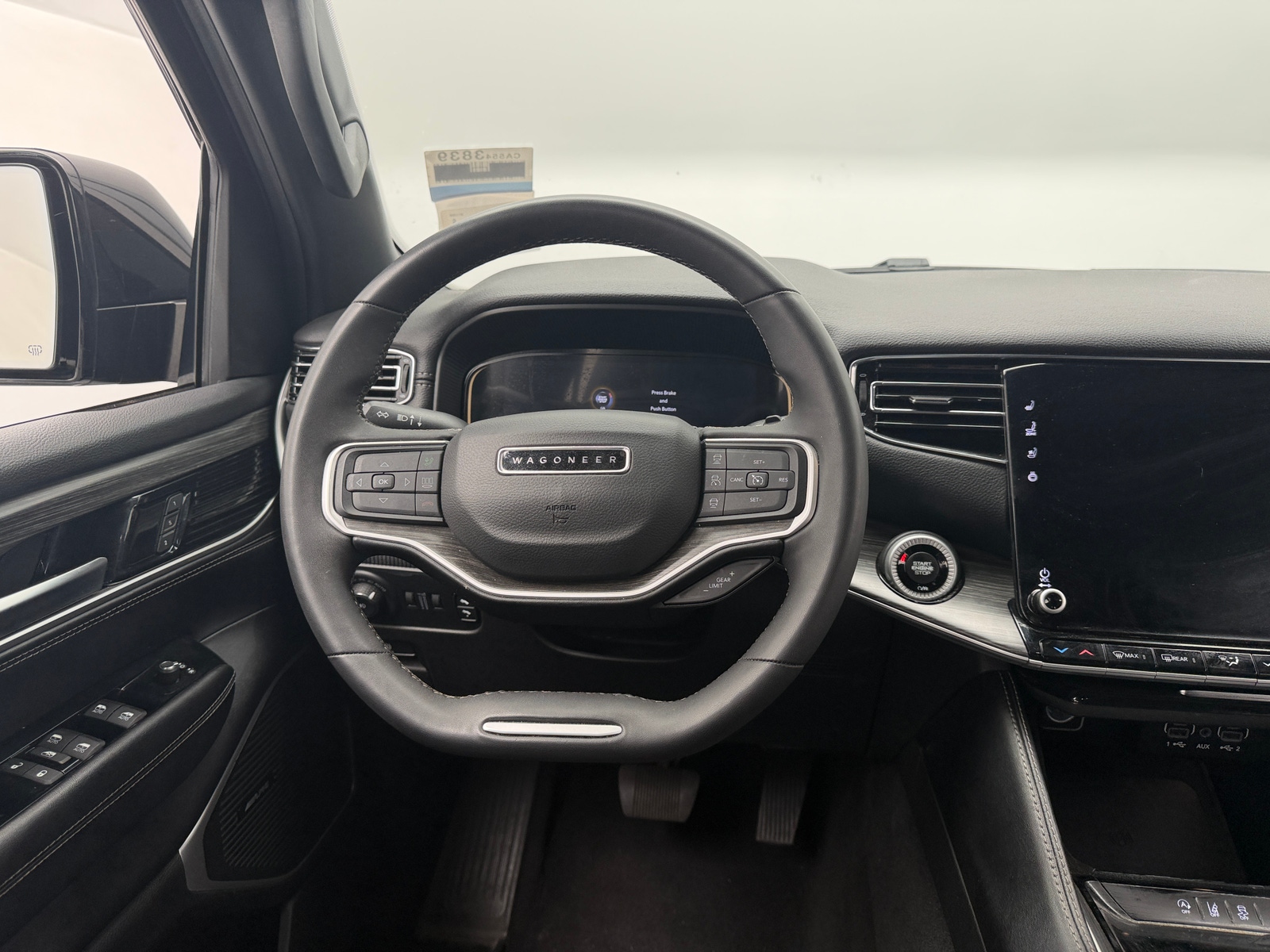 Thumbnail: 2023 Jeep Wagoneer - 4