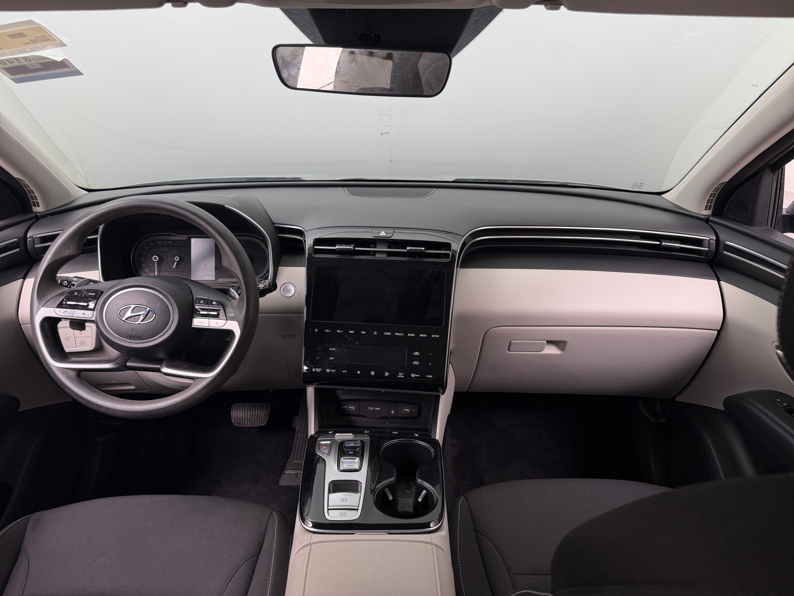 Thumbnail: 2024 Hyundai Tucson - 3