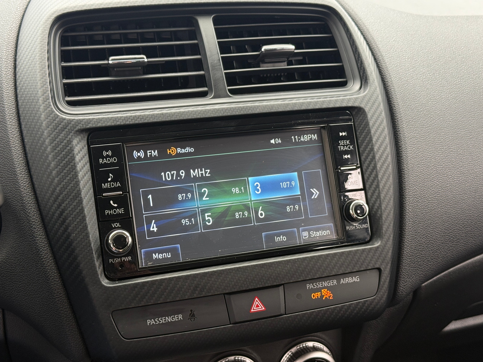 Thumbnail: 2025 Mitsubishi Outlander Sport - 4