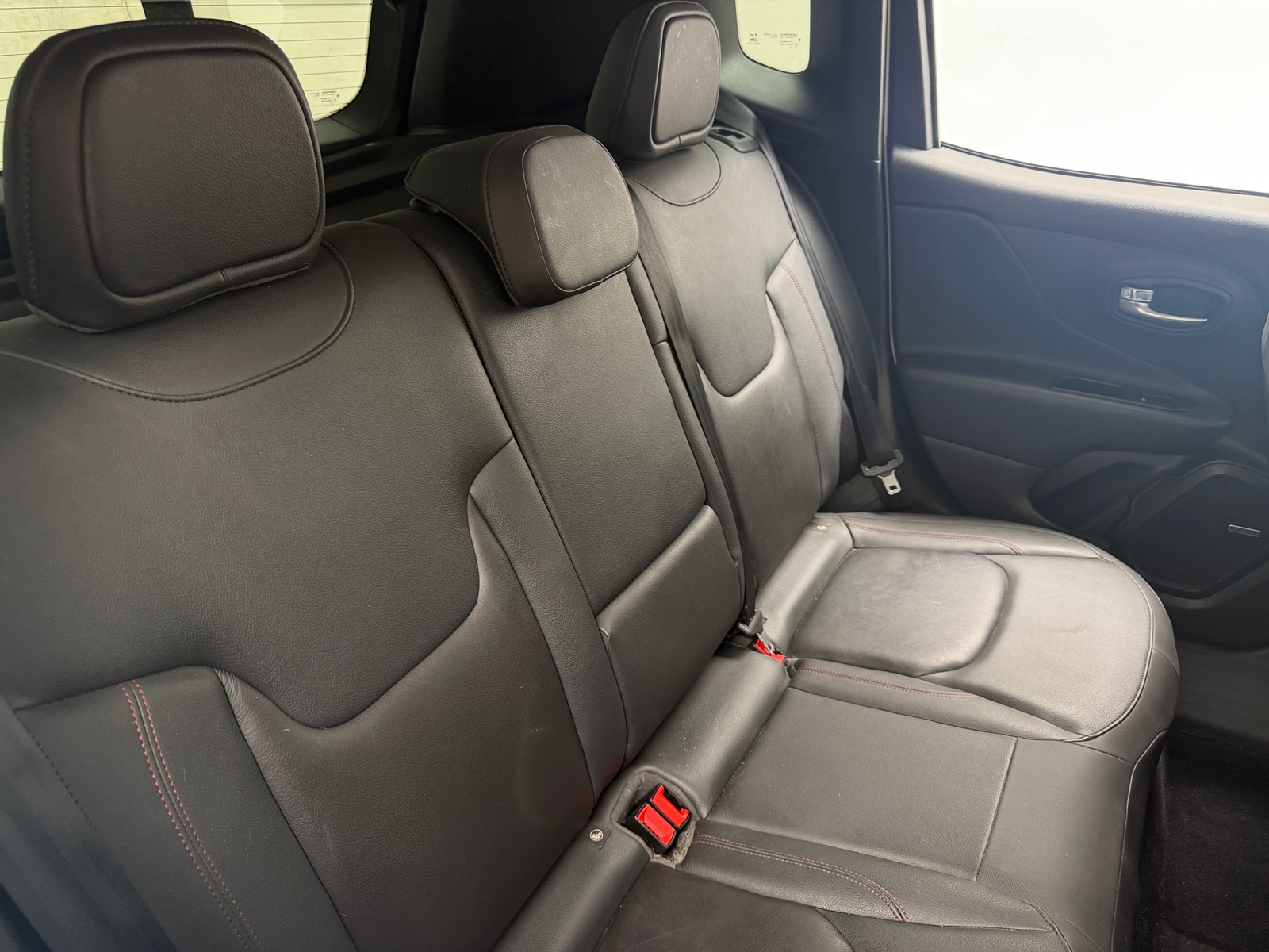 Thumbnail: 2021 Jeep Renegade - 5