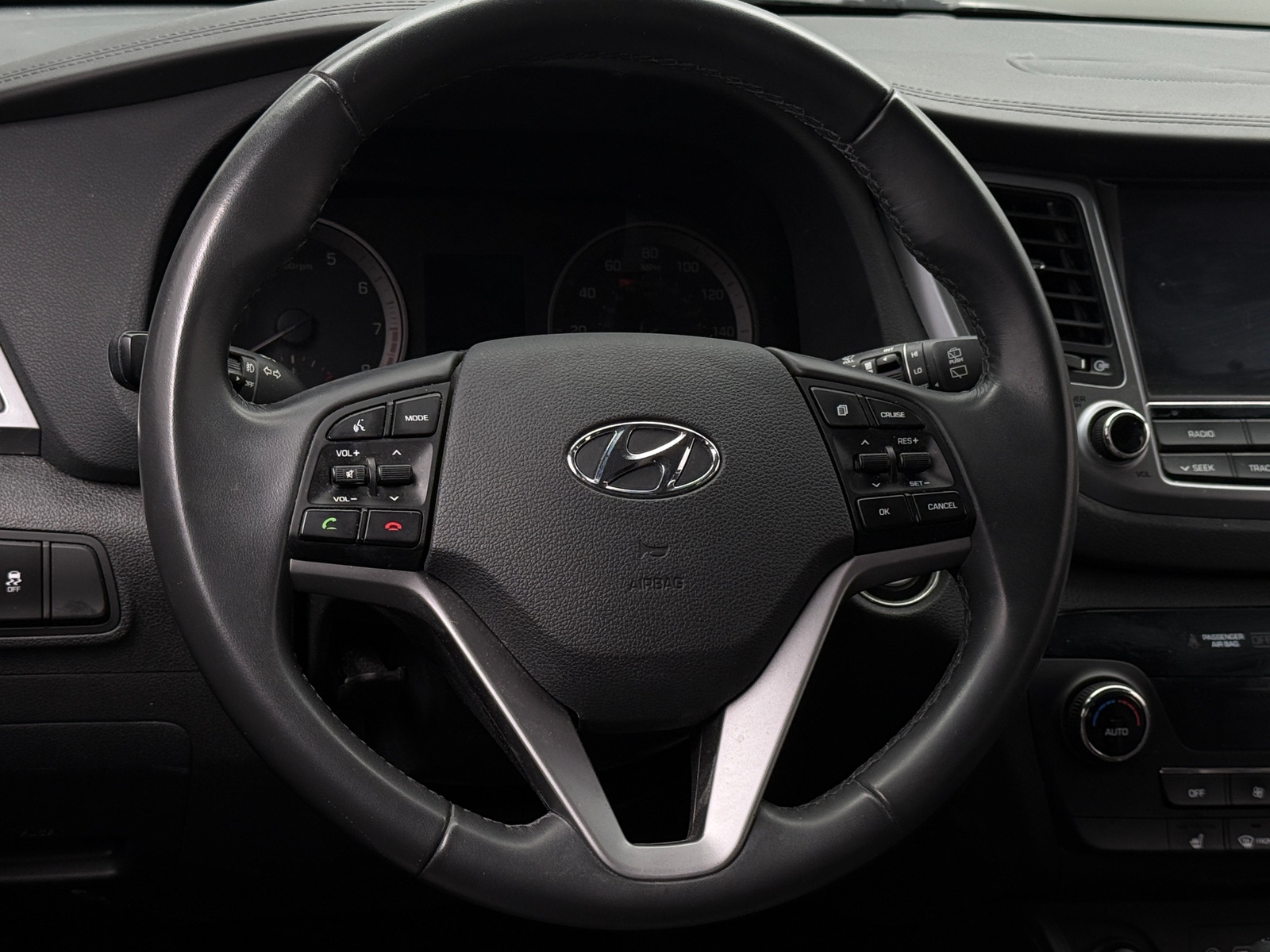 Thumbnail: 2018 Hyundai Tucson - 5