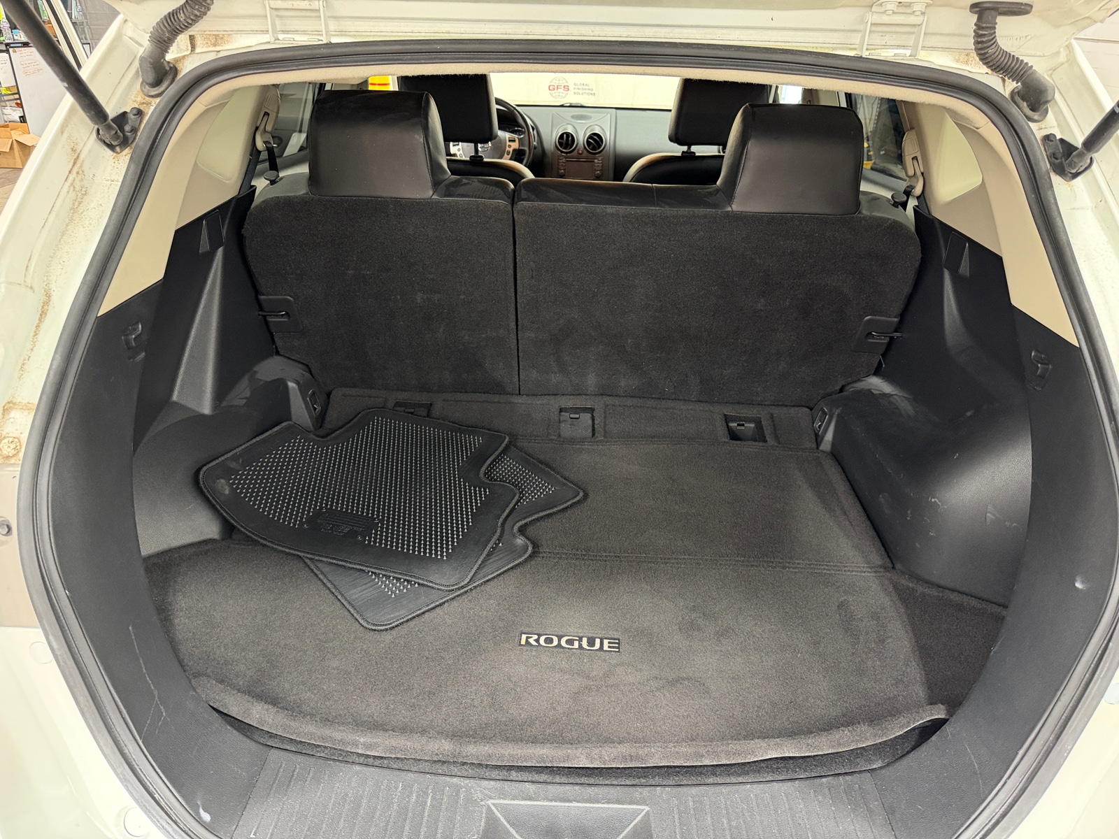 Thumbnail: 2012 Nissan Rogue - 6