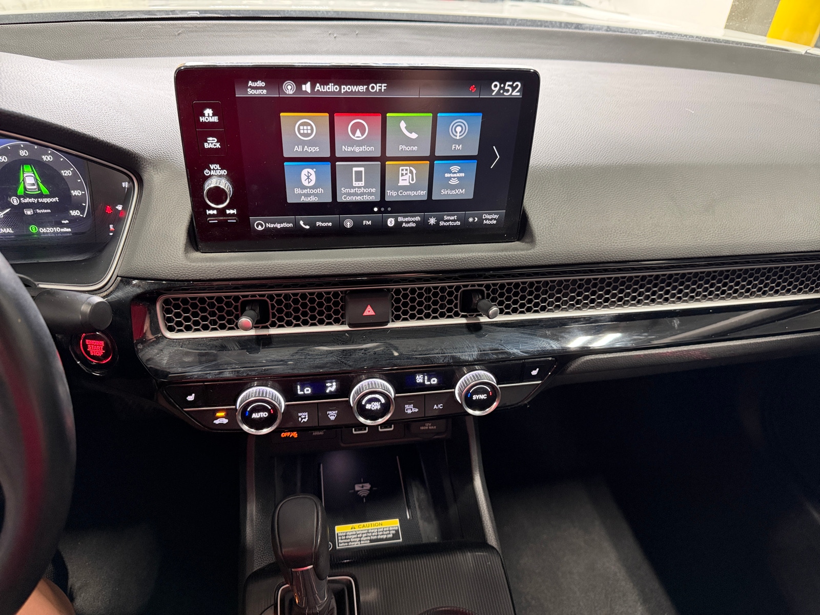 Thumbnail: 2024 Honda Civic - 3