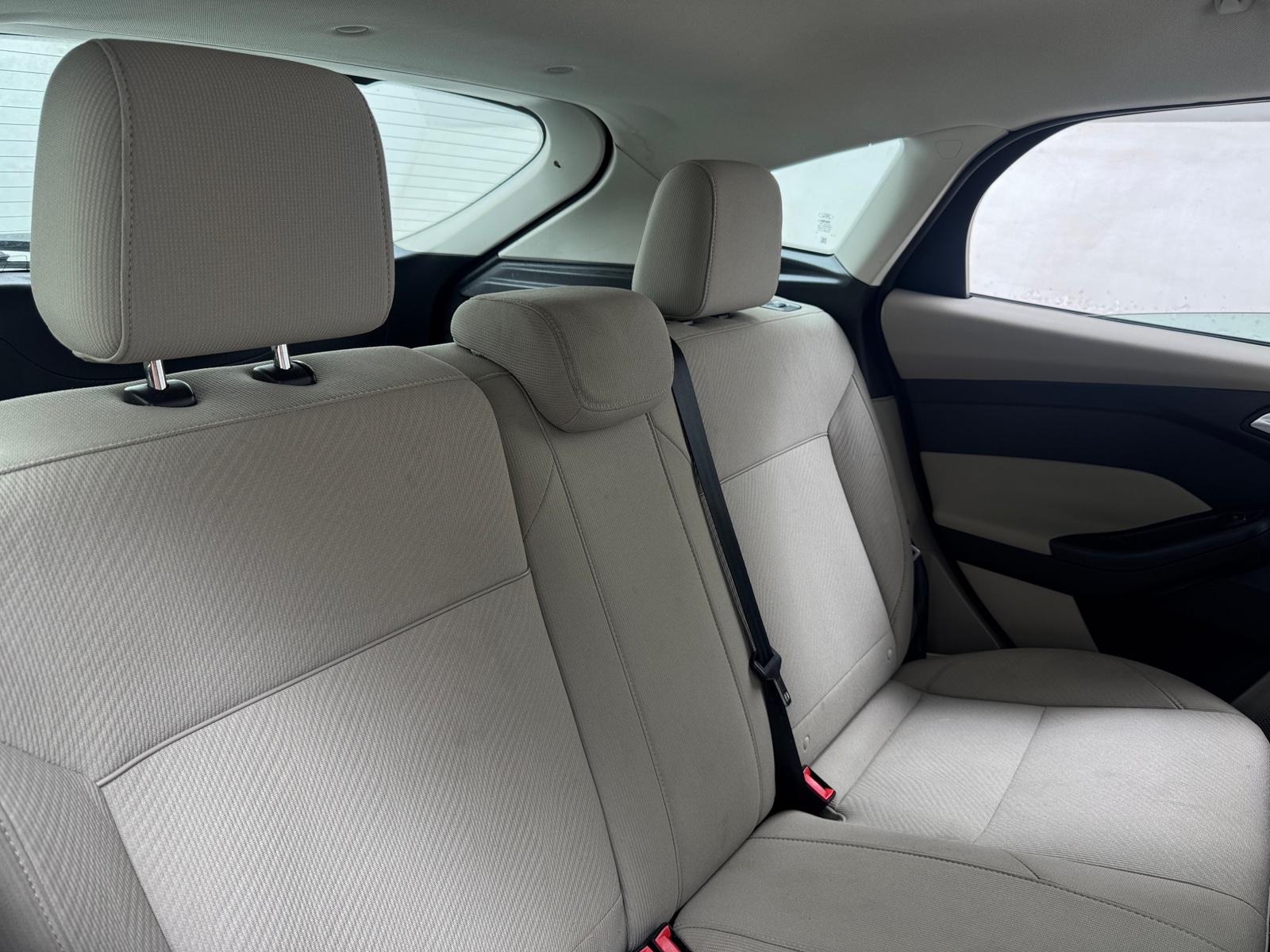 Thumbnail: 2016 Ford Focus - 6