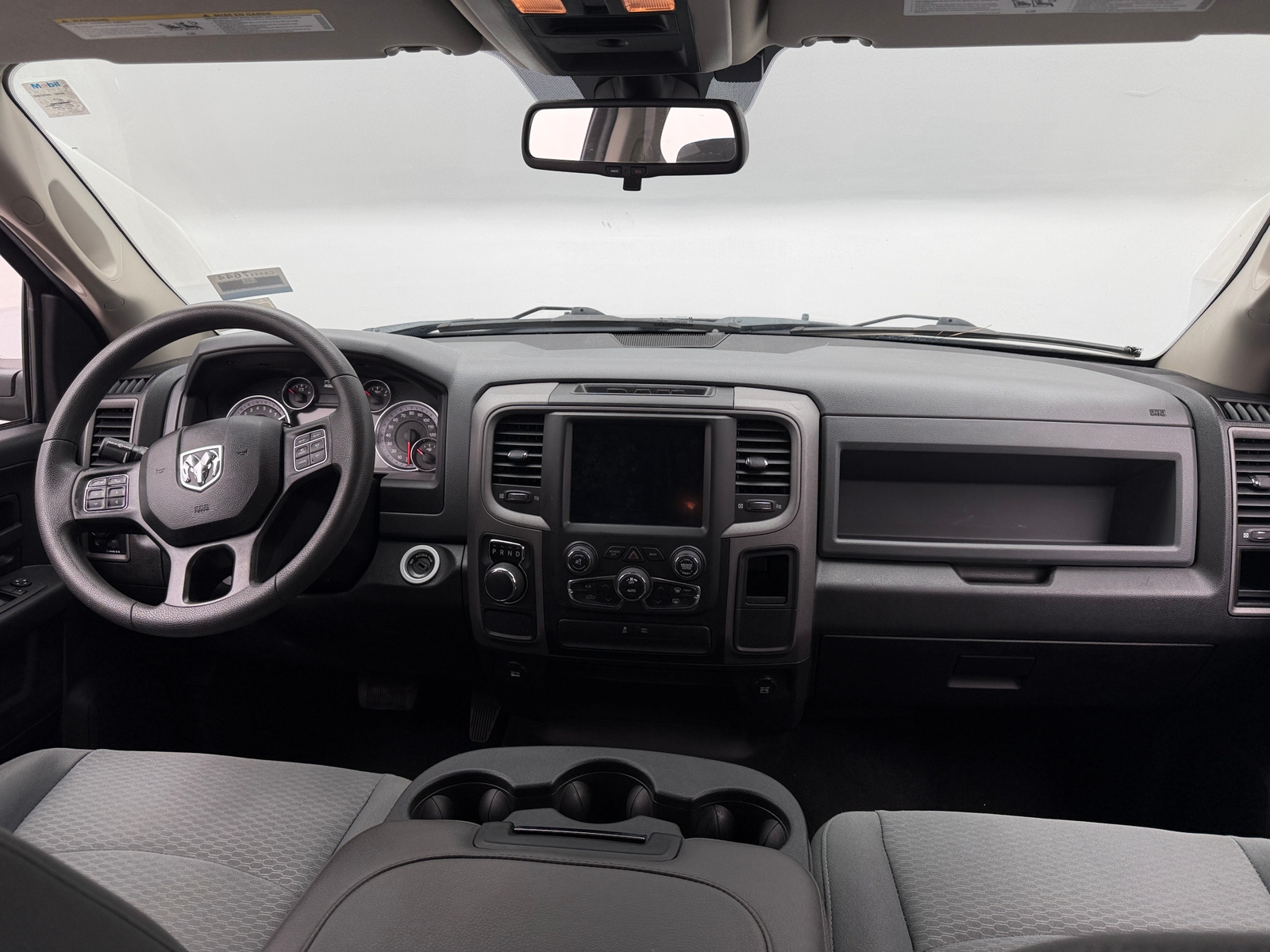 Thumbnail: 2020 RAM 1500 Classic - 3