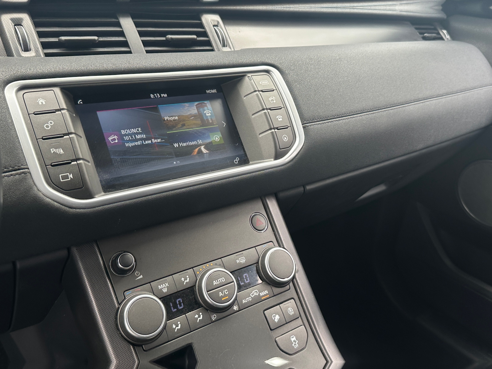 Thumbnail: 2018 Land Rover Range Rover Evoque - 3
