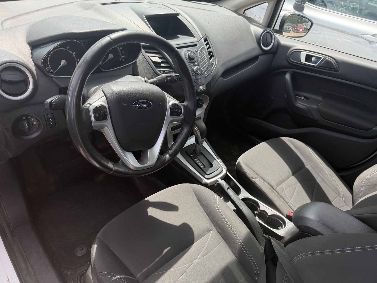 Thumbnail: 2015 Ford Fiesta - 3