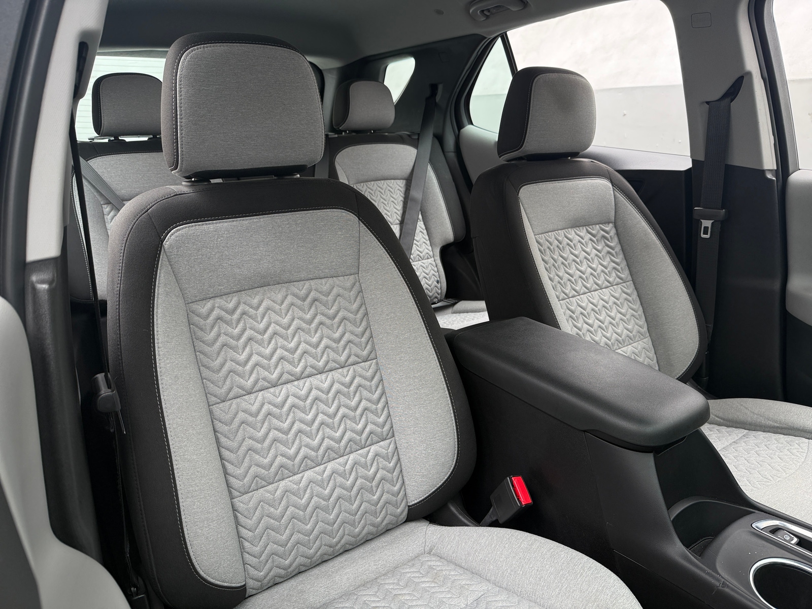 Thumbnail: 2022 Chevrolet Equinox - 2