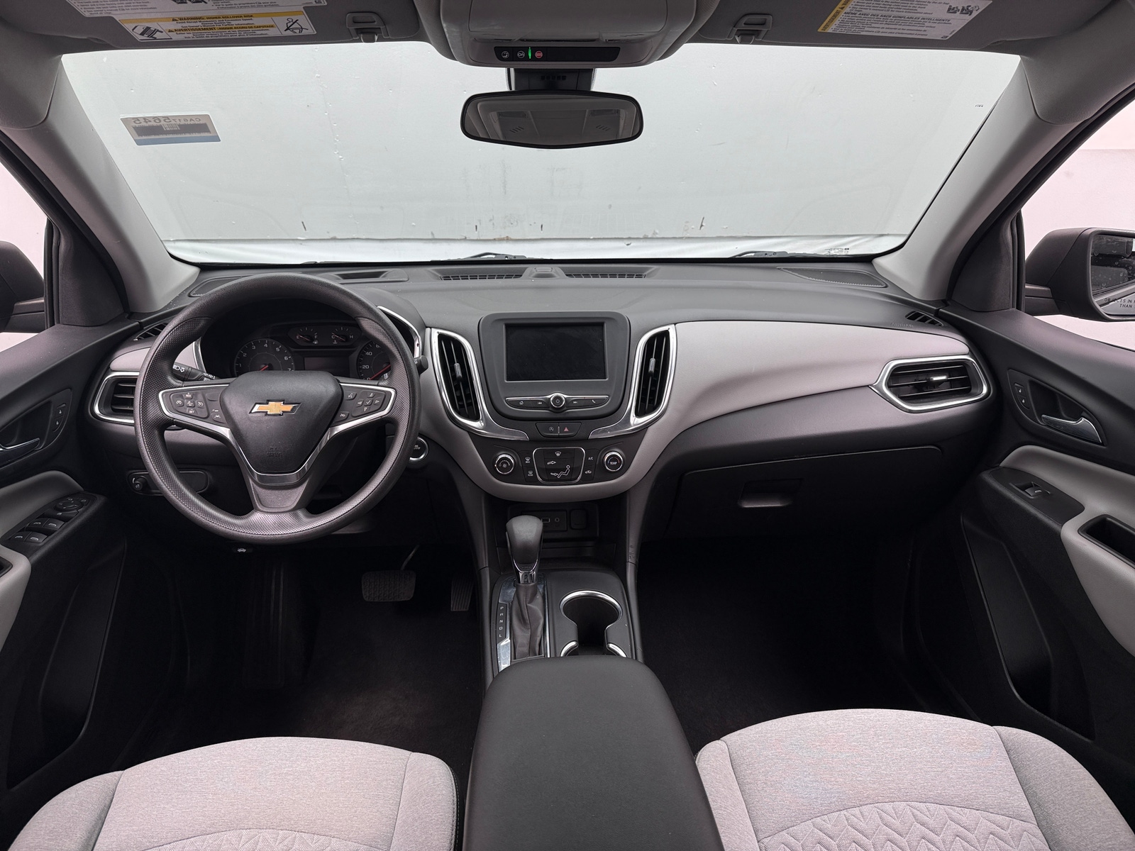 Thumbnail: 2022 Chevrolet Equinox - 3