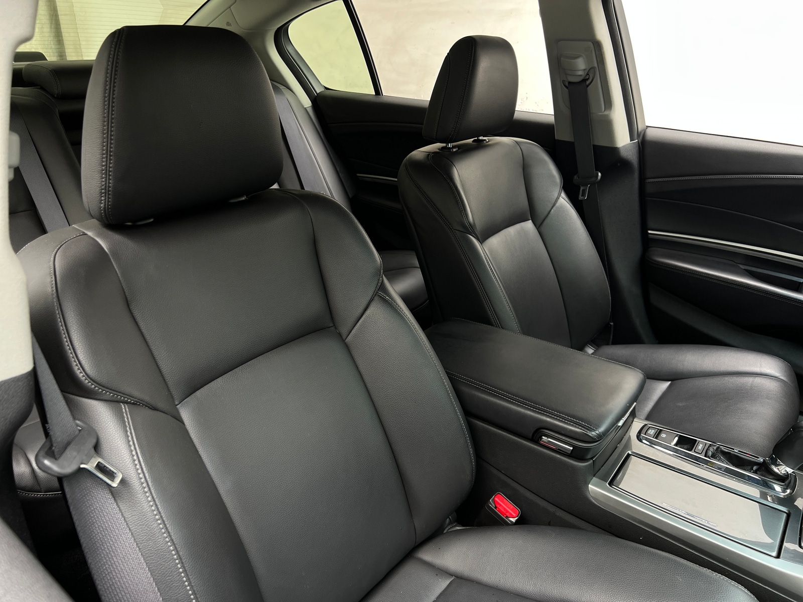 Thumbnail: 2014 Acura RLX - 2