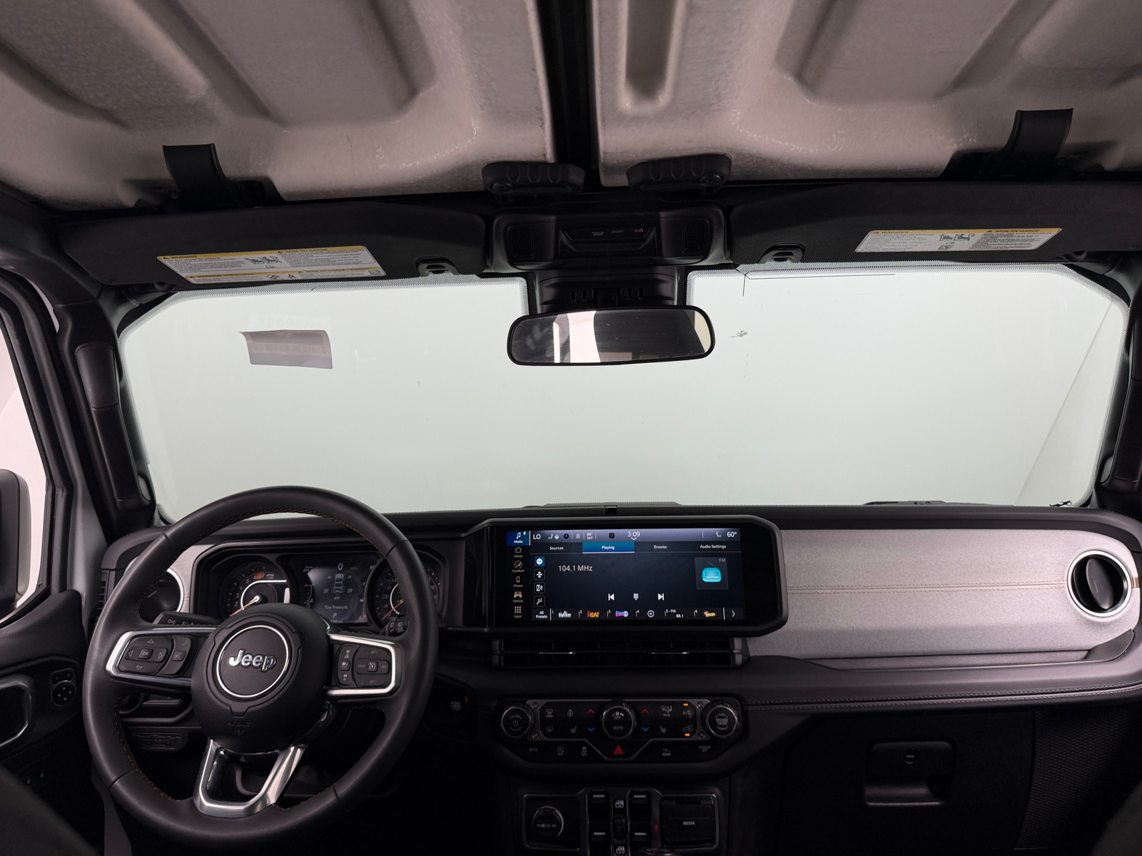 Thumbnail: 2025 Jeep Wrangler - 3