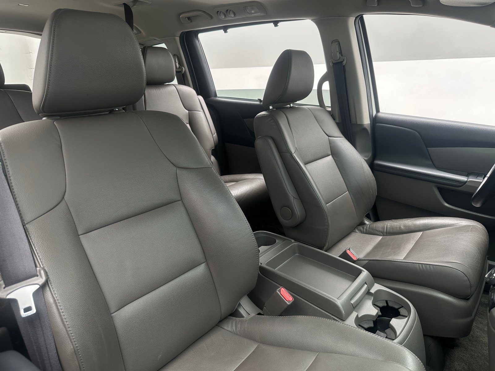 Thumbnail: 2015 Honda Odyssey - 2