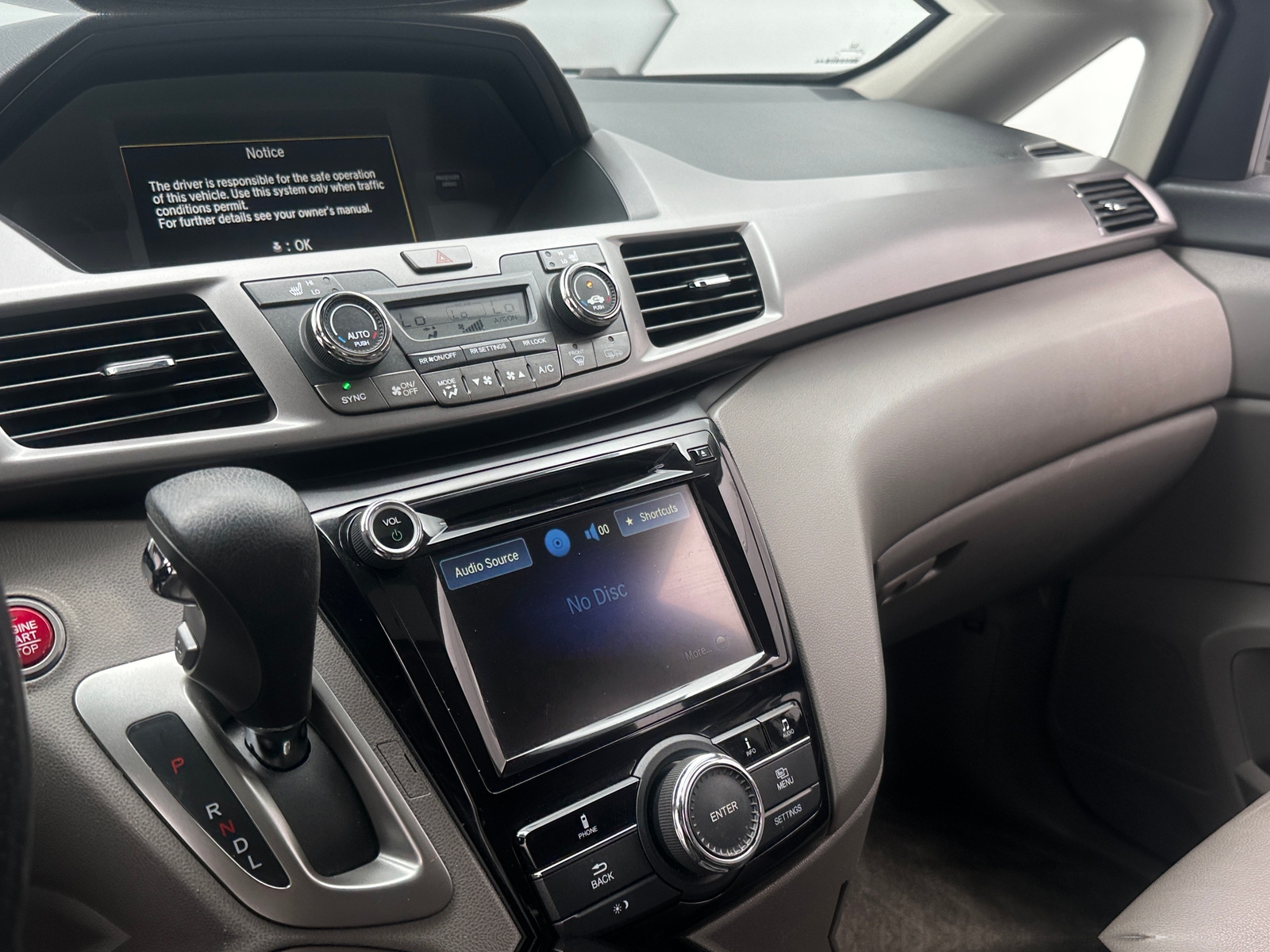 Thumbnail: 2015 Honda Odyssey - 4