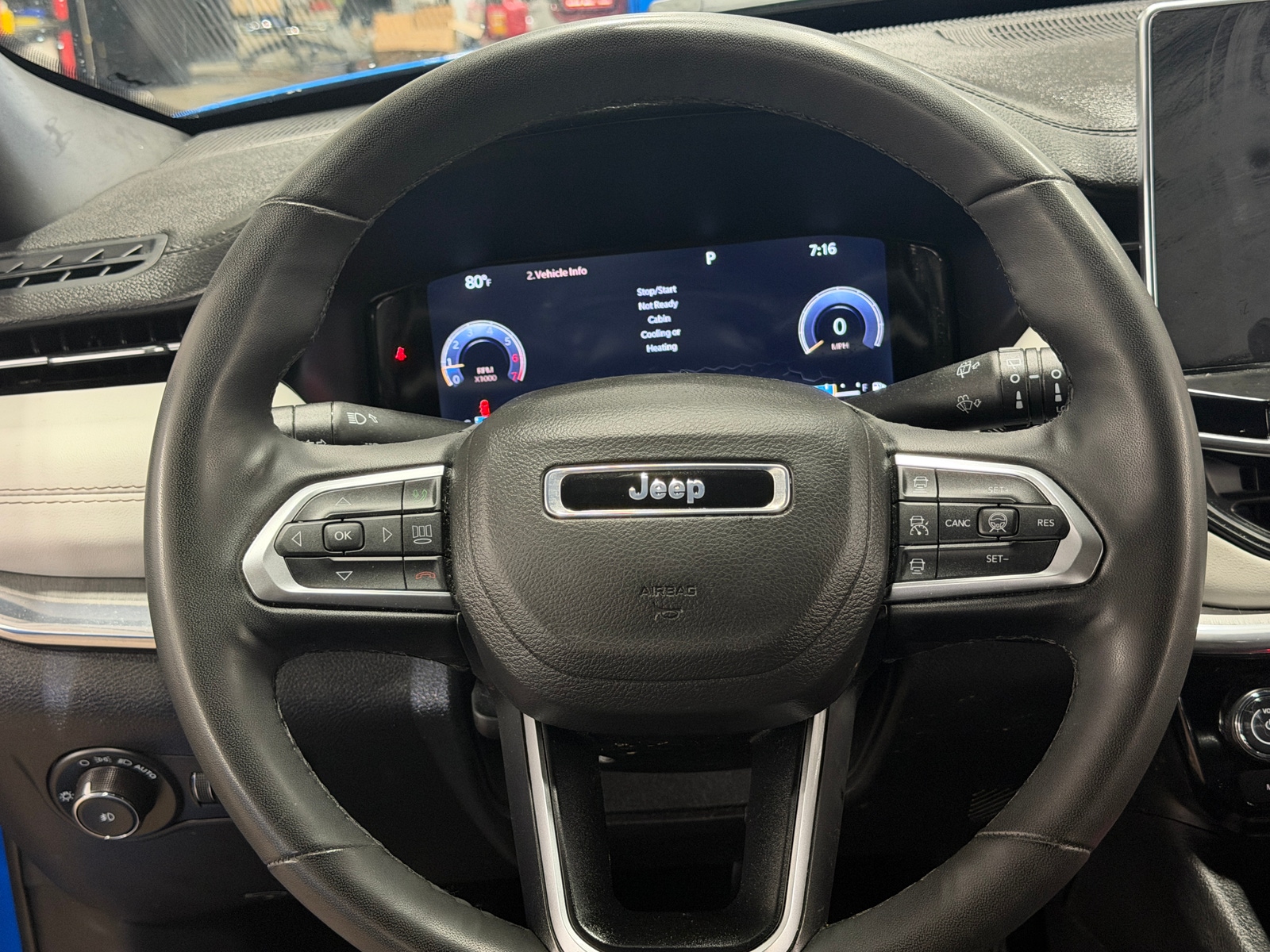 Thumbnail: 2023 Jeep Compass - 4