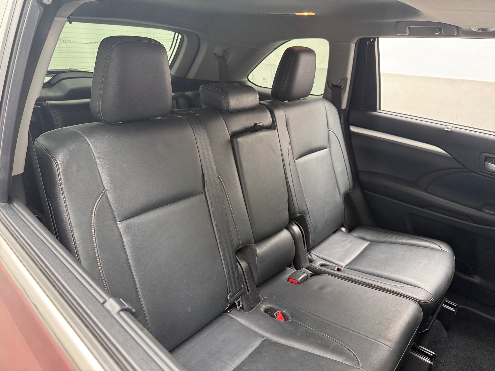 Thumbnail: 2017 Toyota Highlander - 5