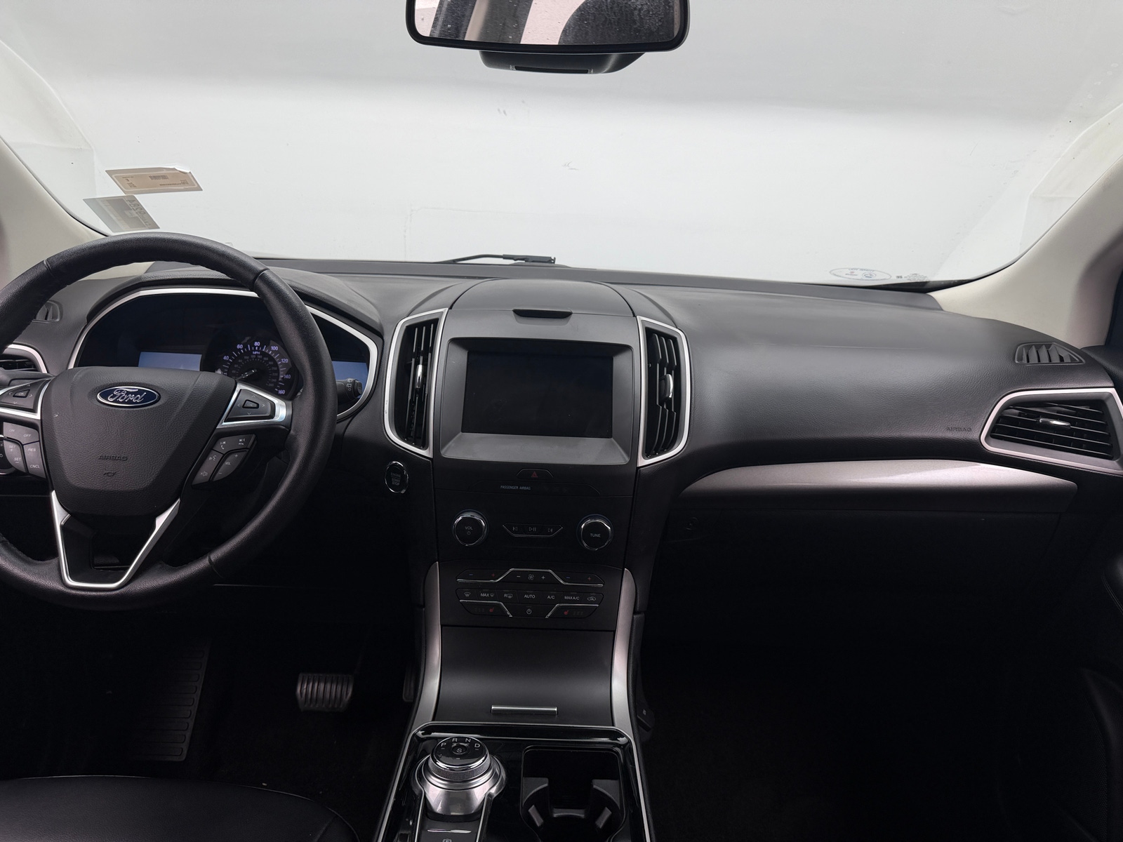 Thumbnail: 2019 Ford Edge - 2