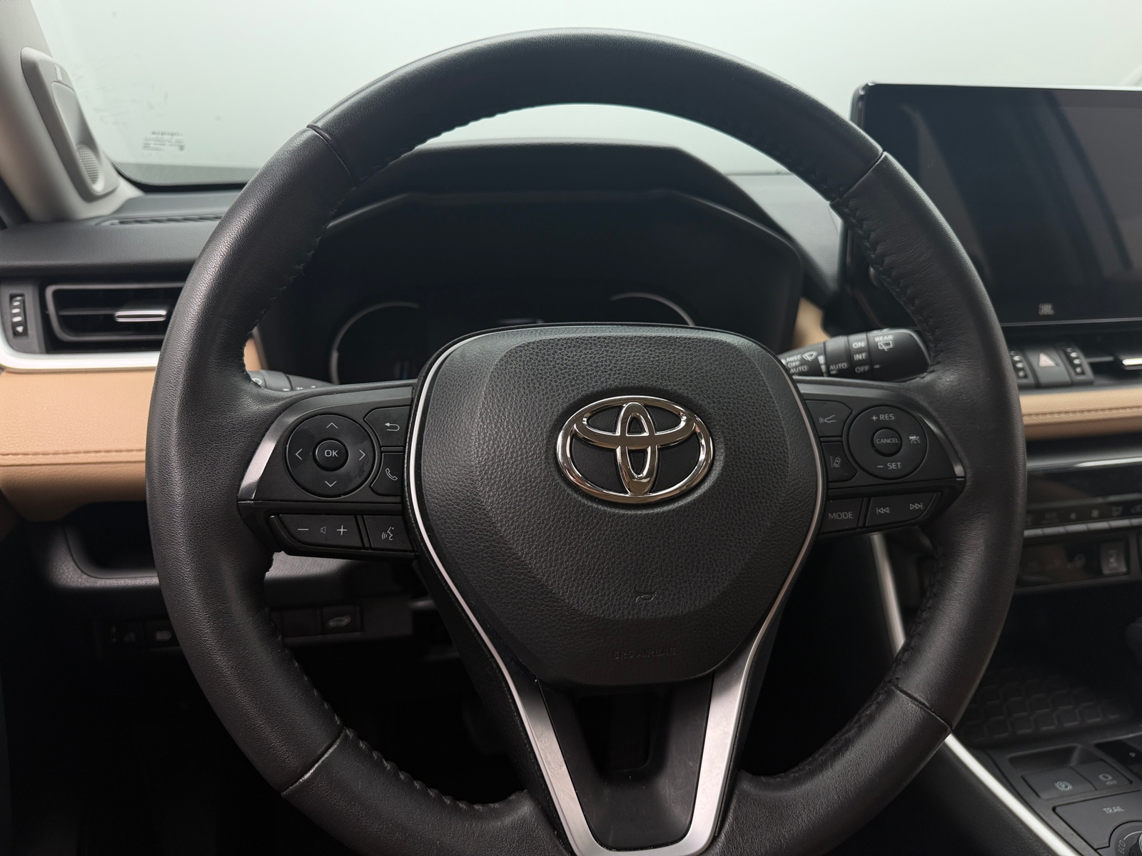 Thumbnail: 2023 Toyota RAV4 - 4