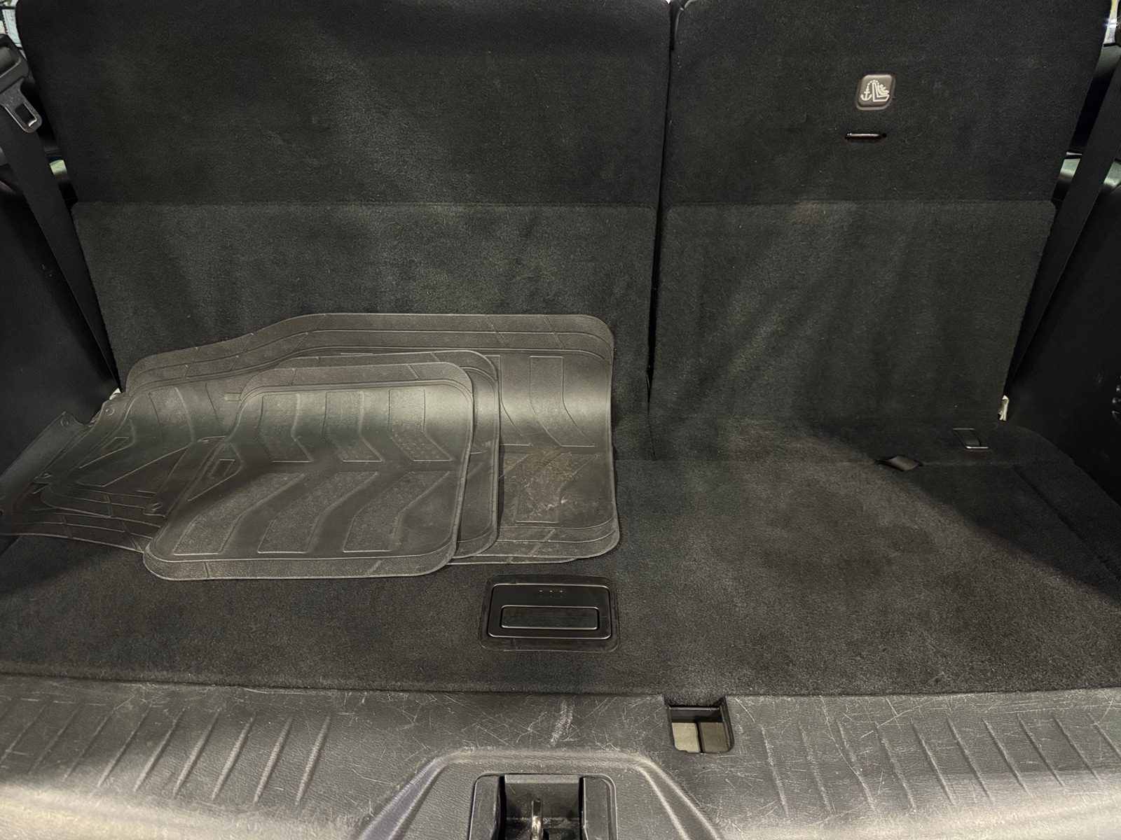 Thumbnail: 2021 Nissan Armada - 6