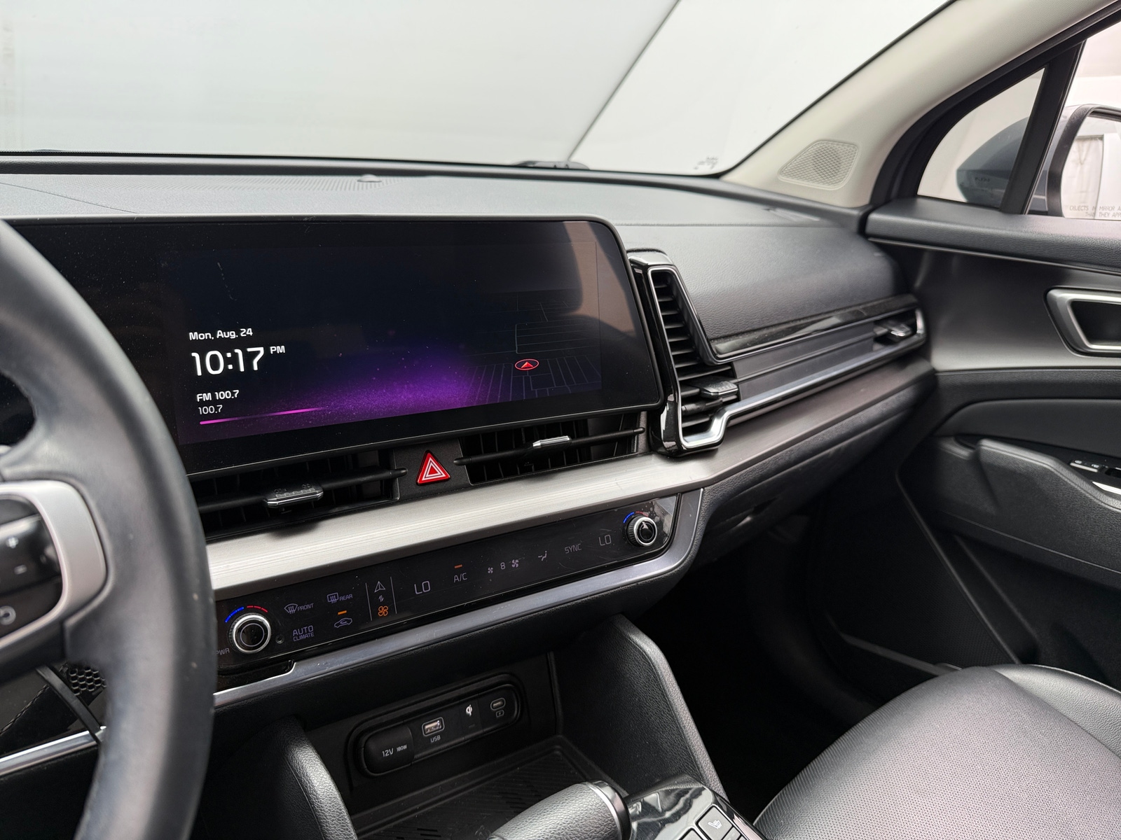 Thumbnail: 2023 Kia Sportage - 3